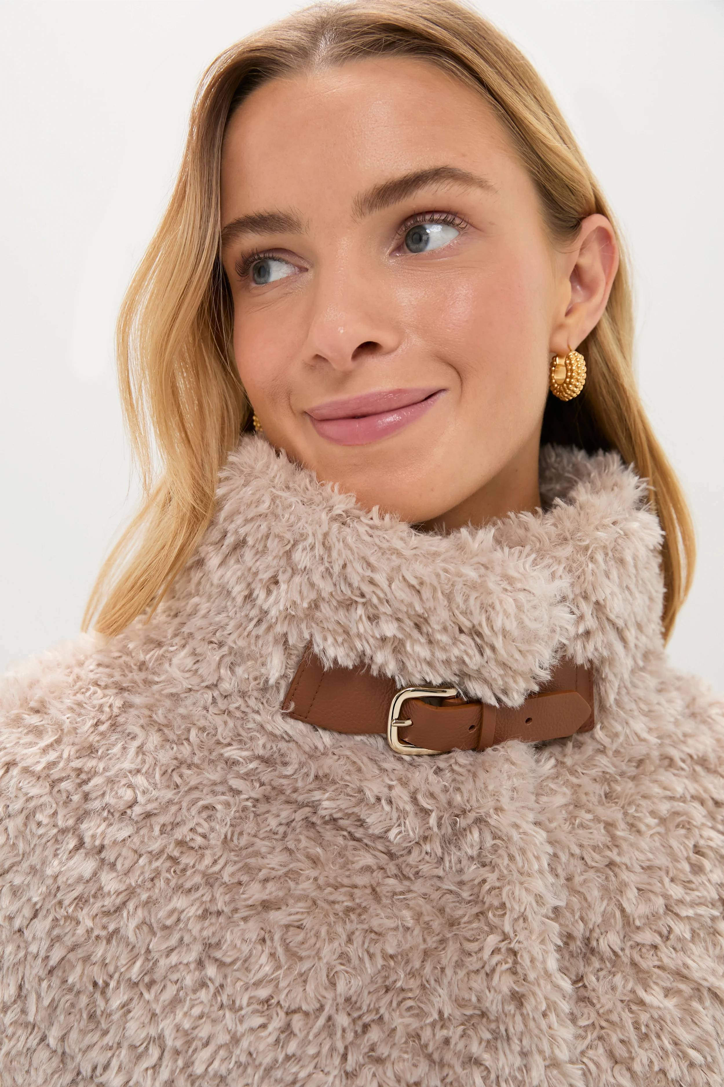 Chantilly Curly Alternative Fur Jacket - Image 5