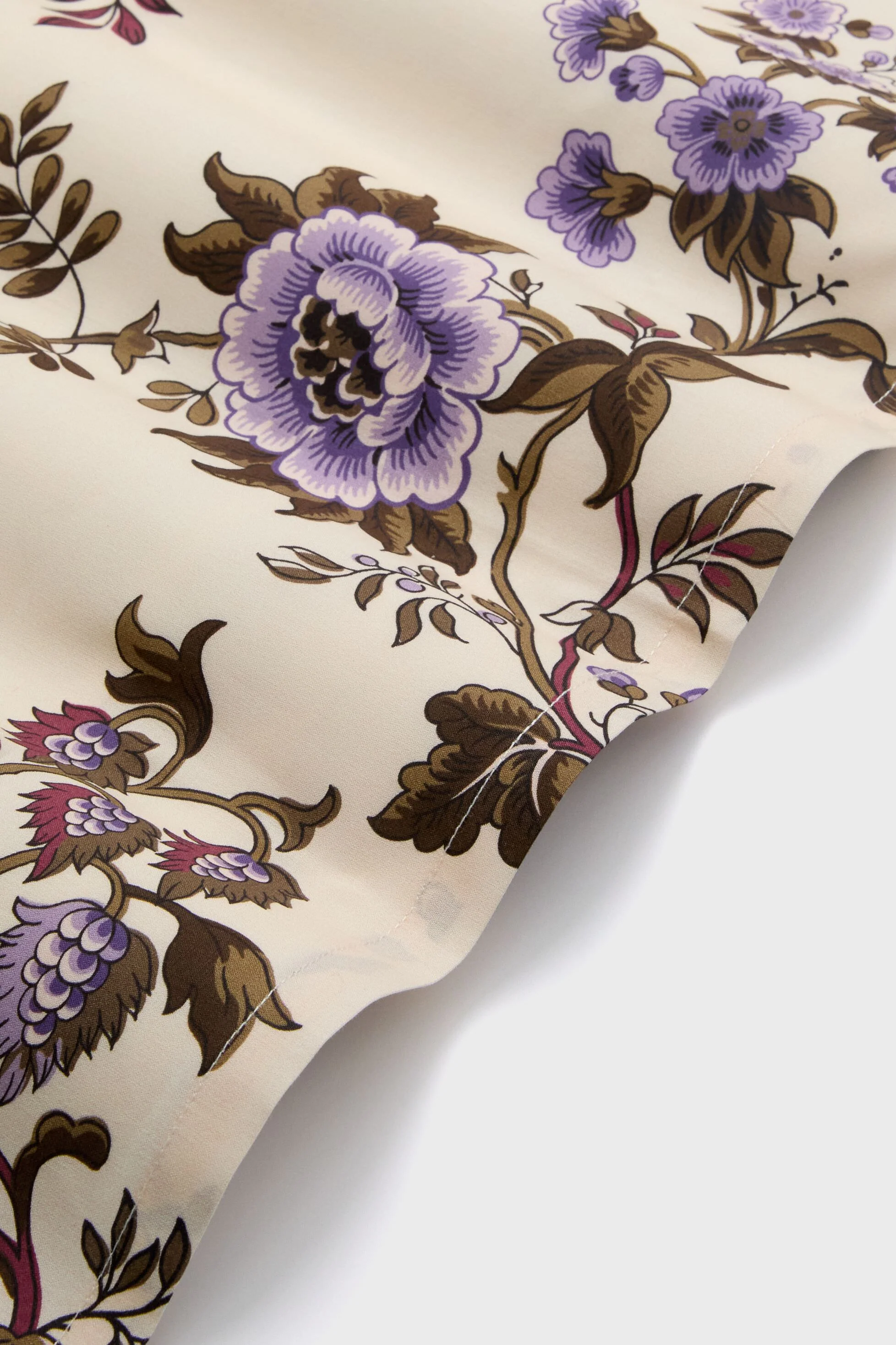 Chantilly Vine Tablecloth - Image 3