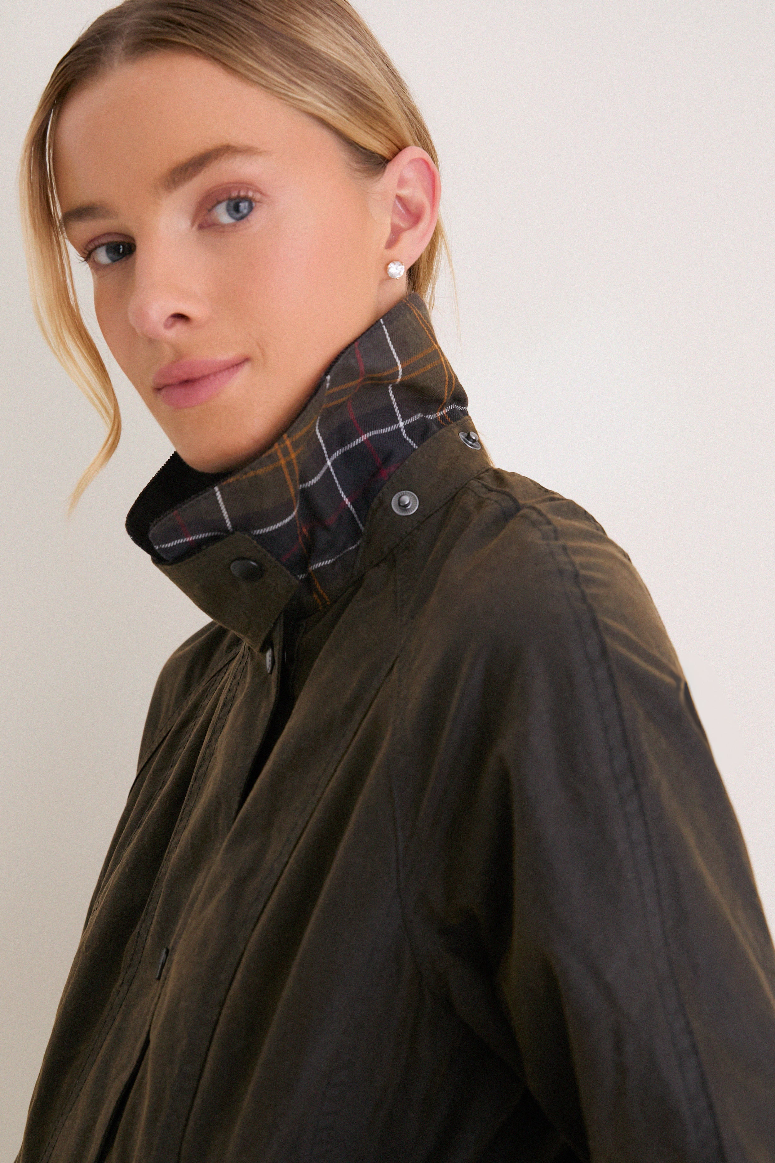 Classic Olive Beadnell Wax Jacket - Image 5