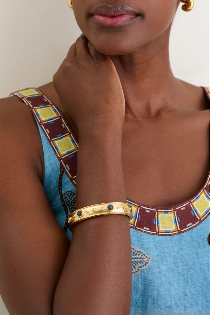 Cleopatra Hinged Bangle - Image 2