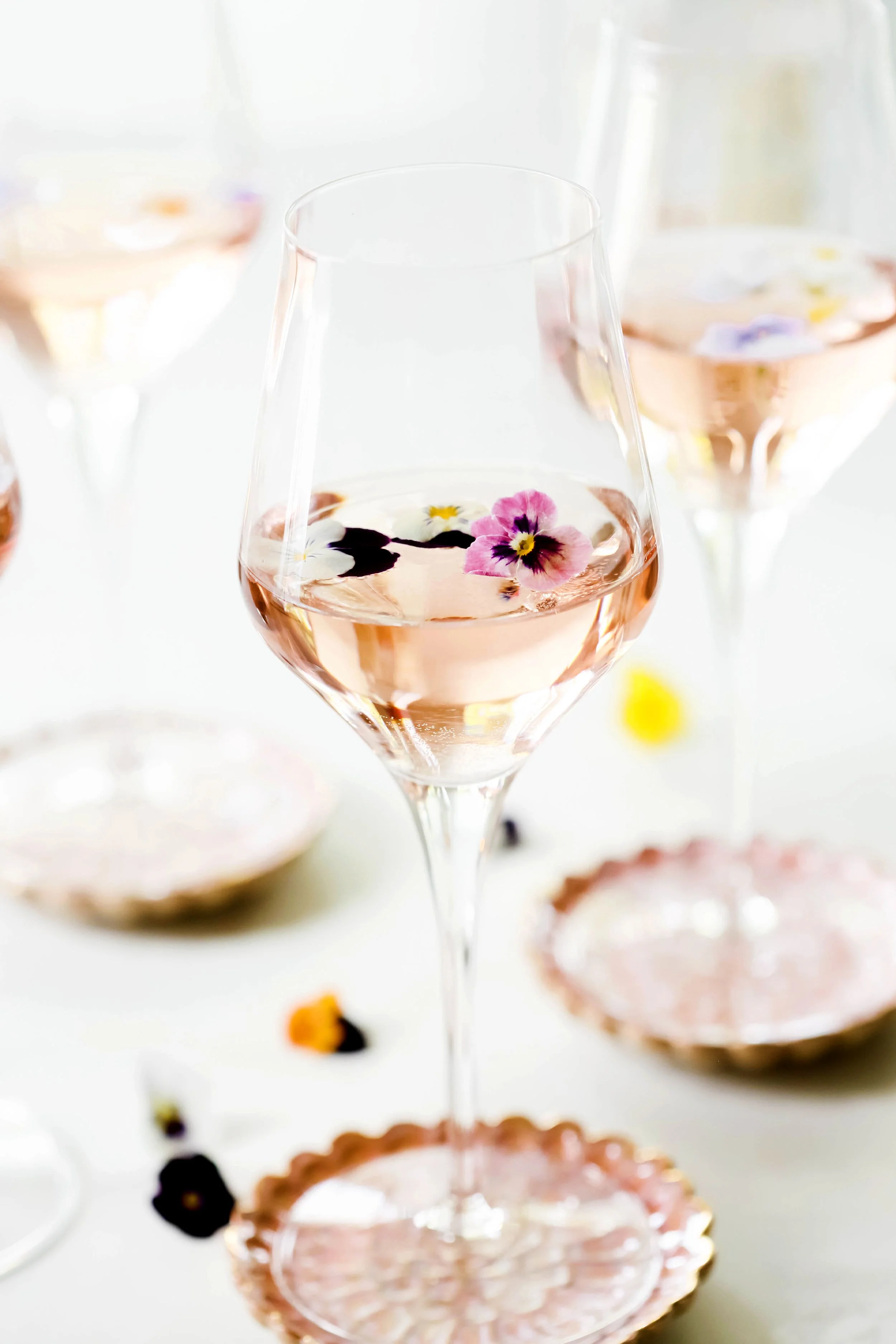 Contessa Wine Glass - Image 3