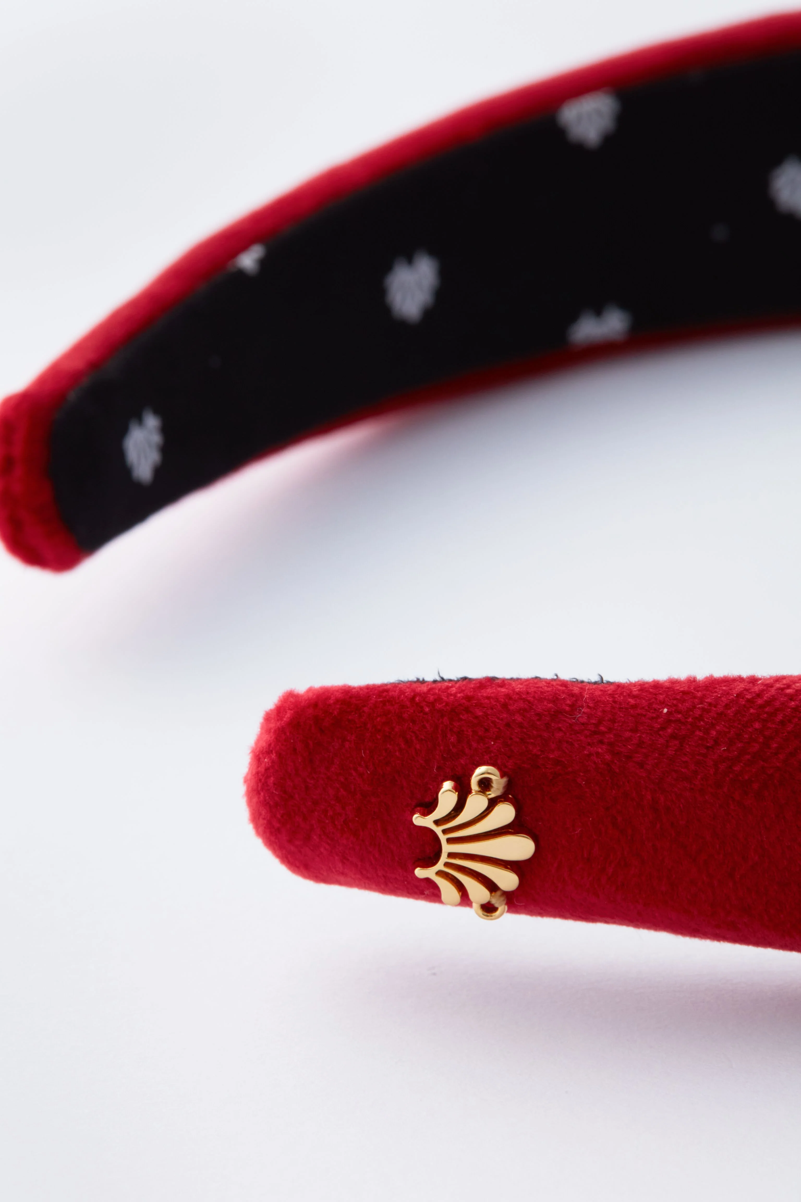 Crimson Velvet Alice Headband - Image 4