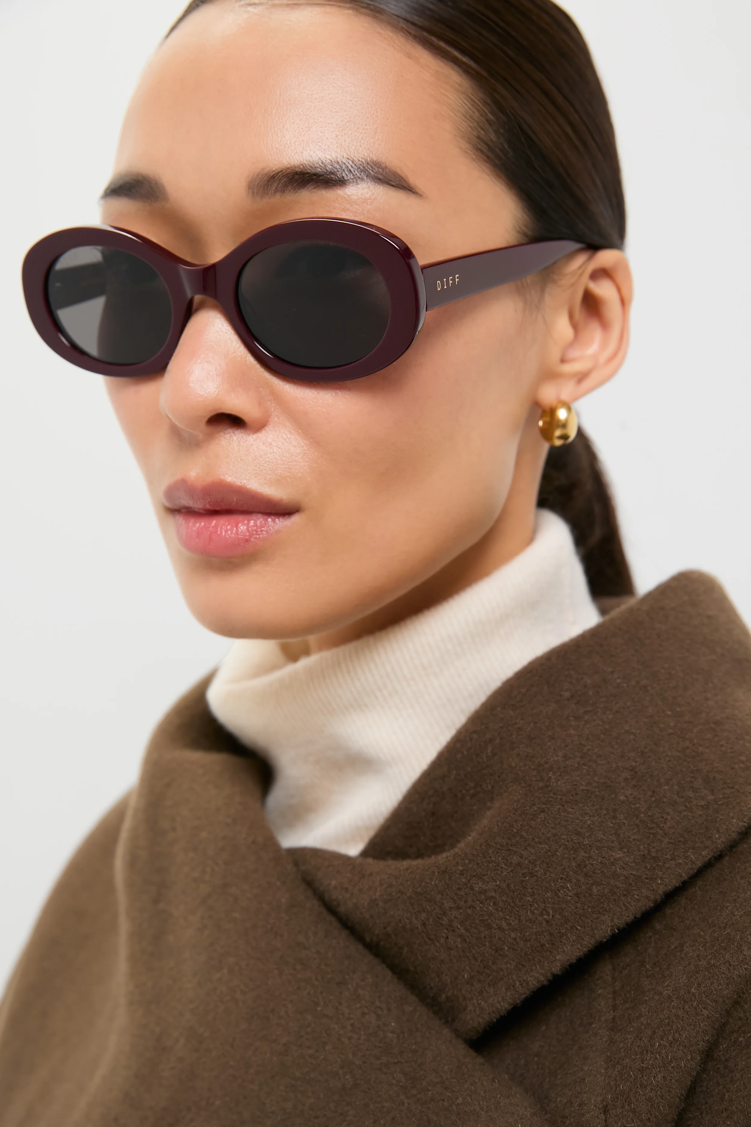 Dark Cherry Lacquer Lainey Sunglasses - Image 2
