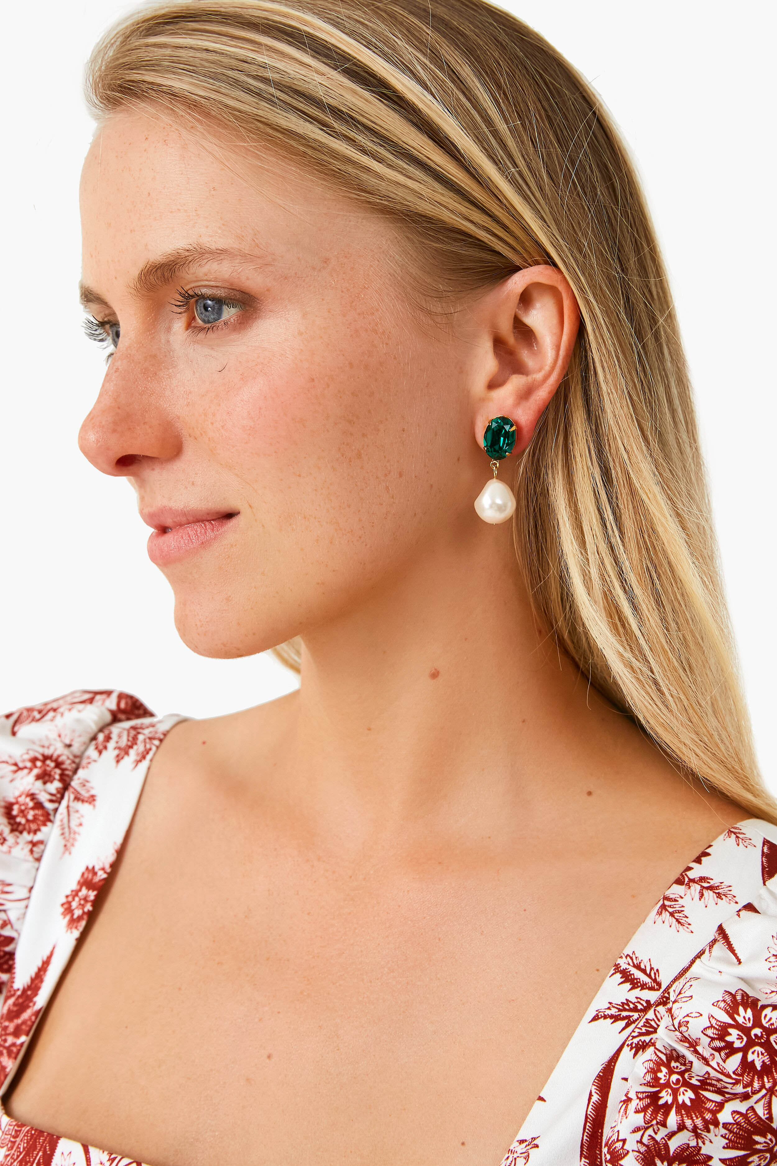Emerald Tunis Pearl Drop Earrings - Image 2