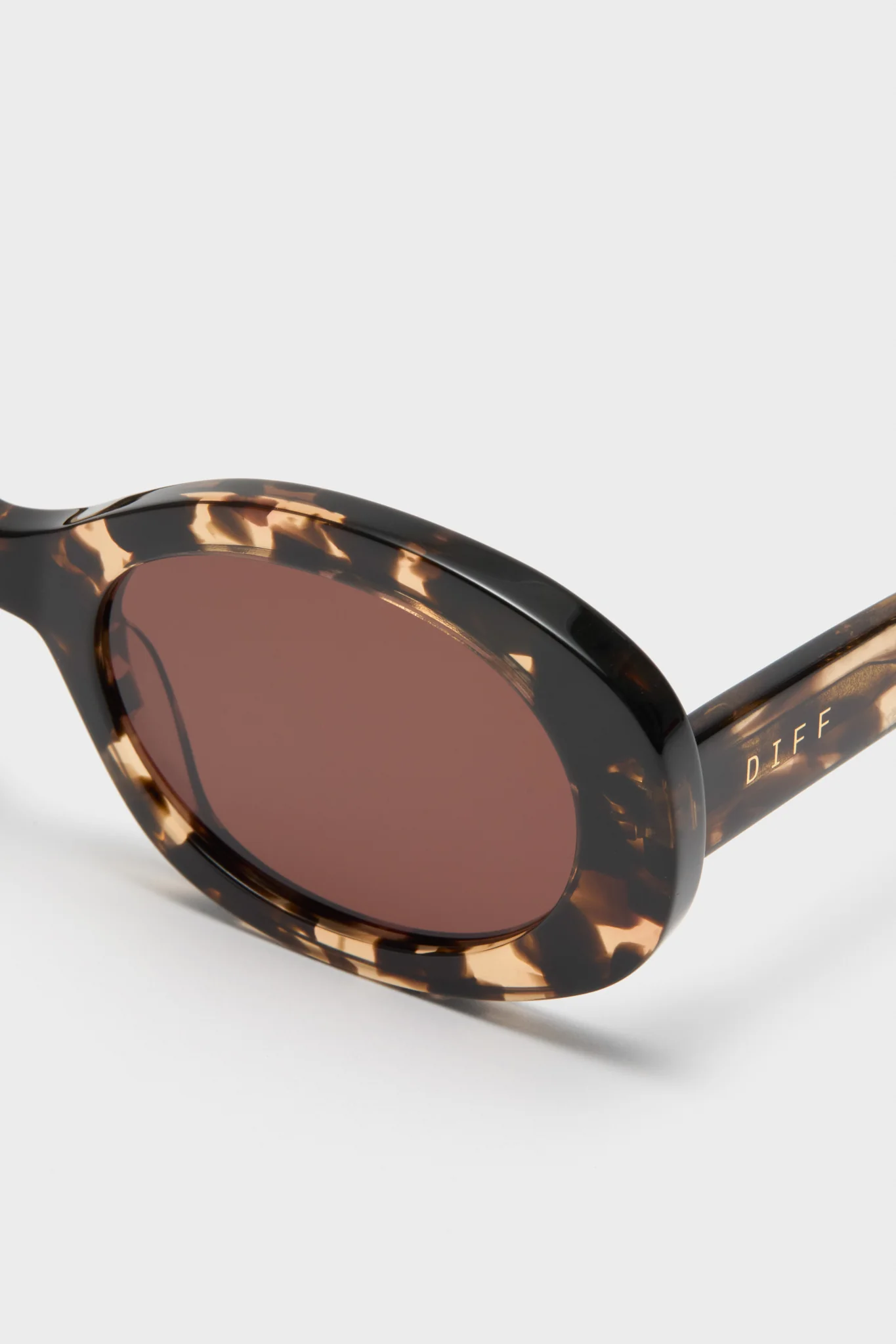 Espresso Tortoise Lainey Sunglasses - Image 5