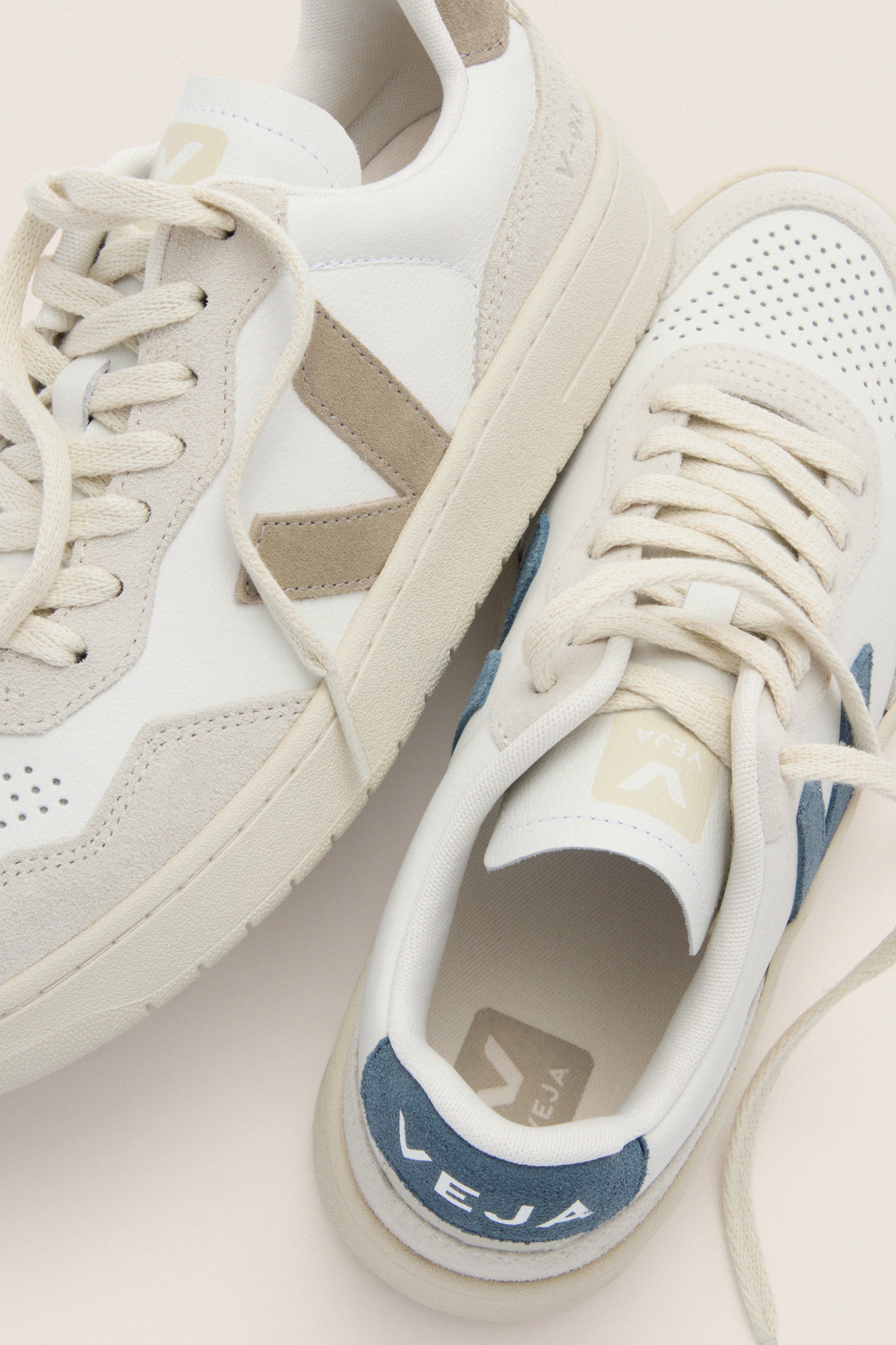 Extra White California V-90 Sneakers - Image 5