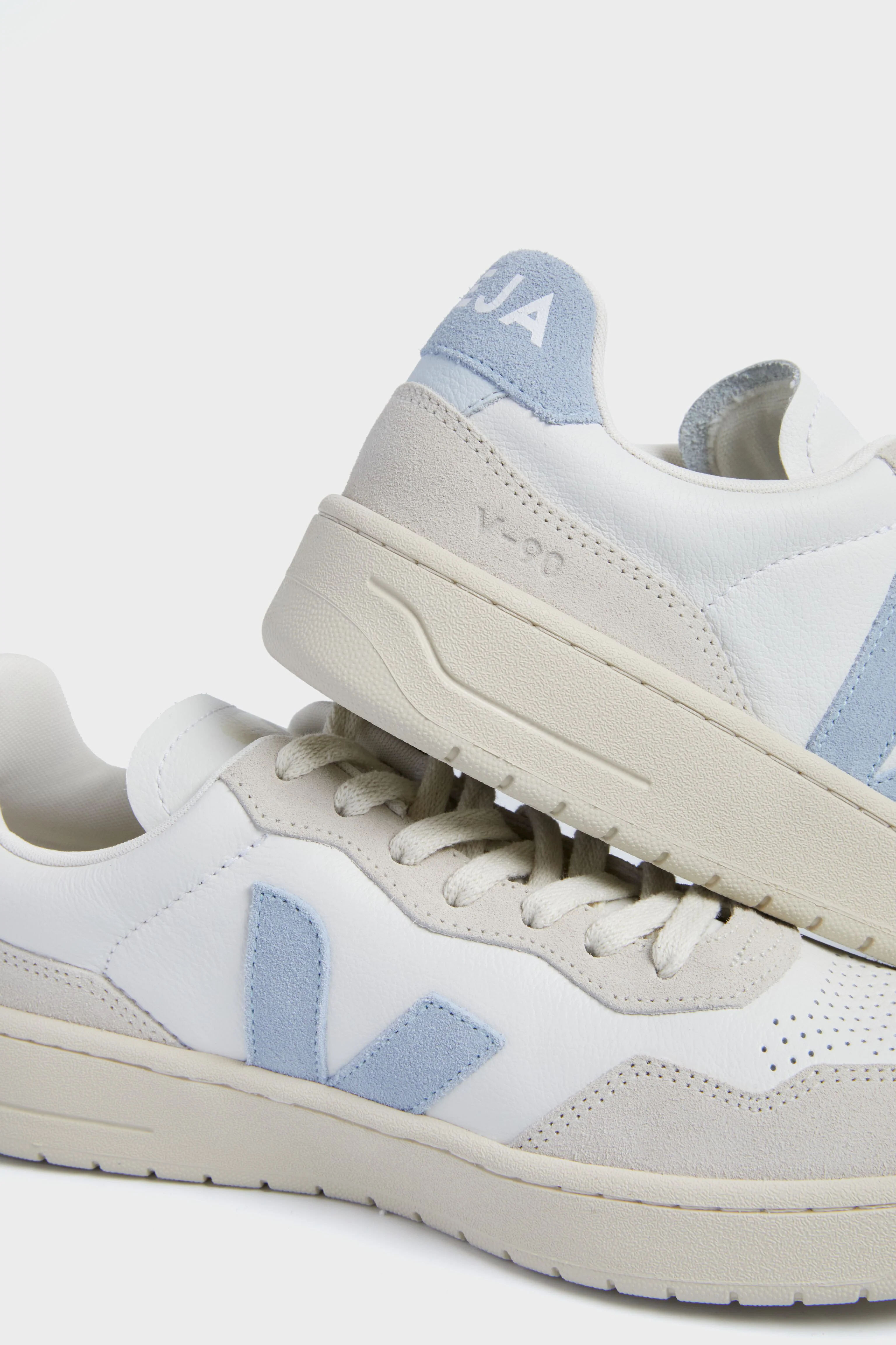 Extra-White Steel V-90 Sneakers - Image 5