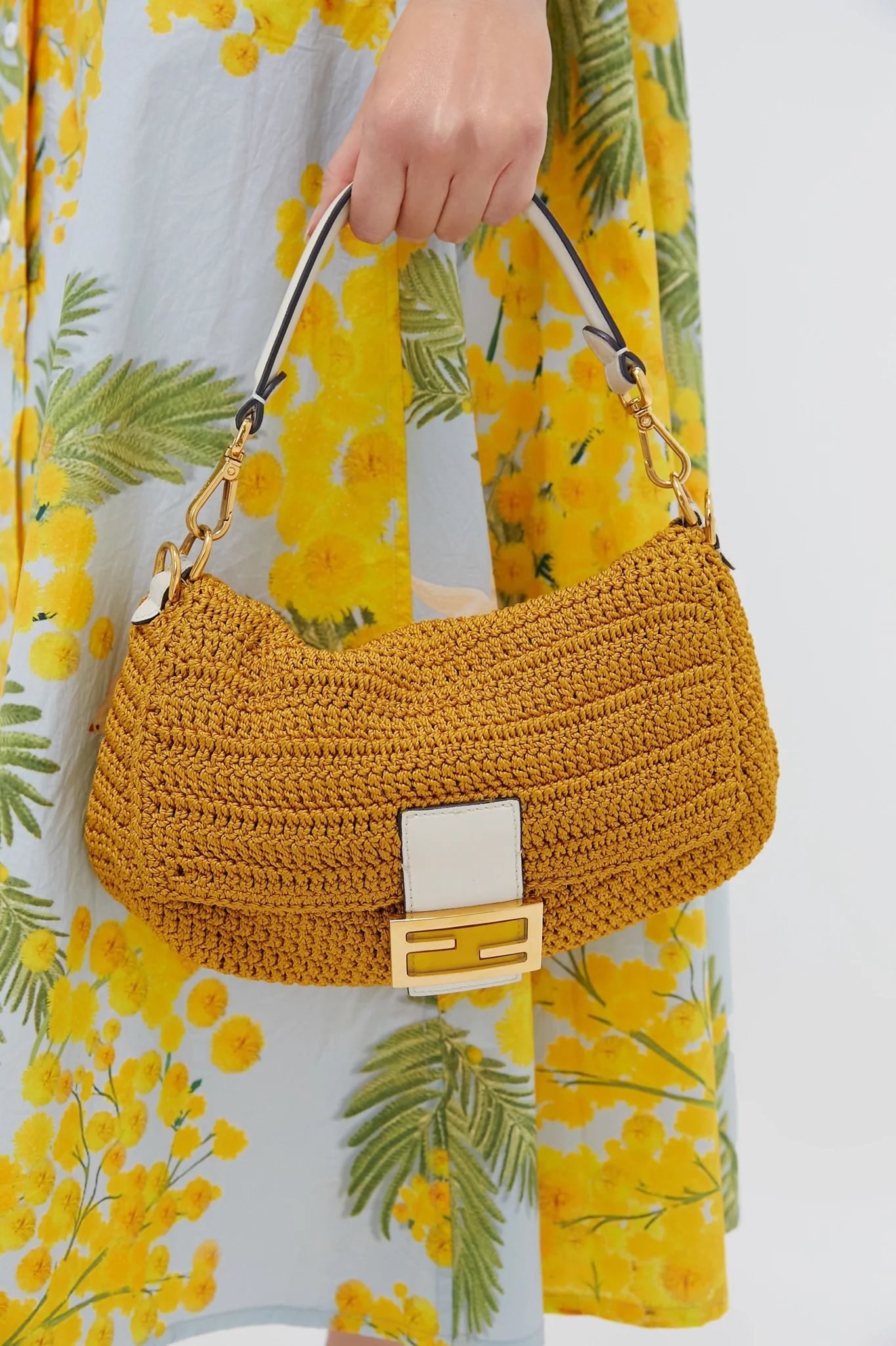 FENDI Woven Crochet Baguette NM Bag - Image 2
