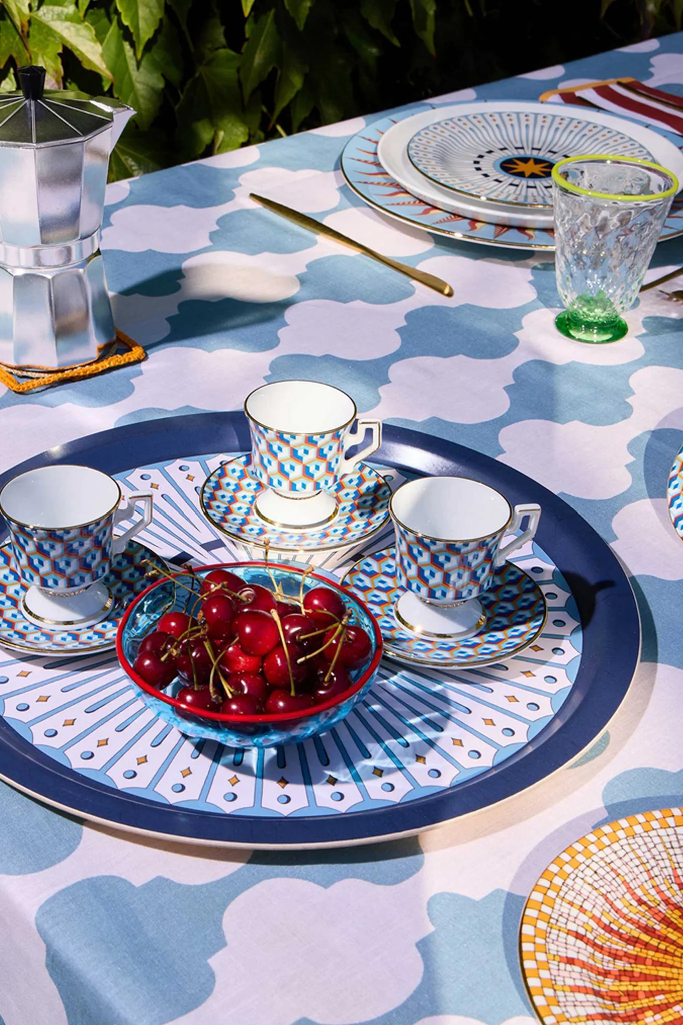 Feria Round Printed Tray - Image 3