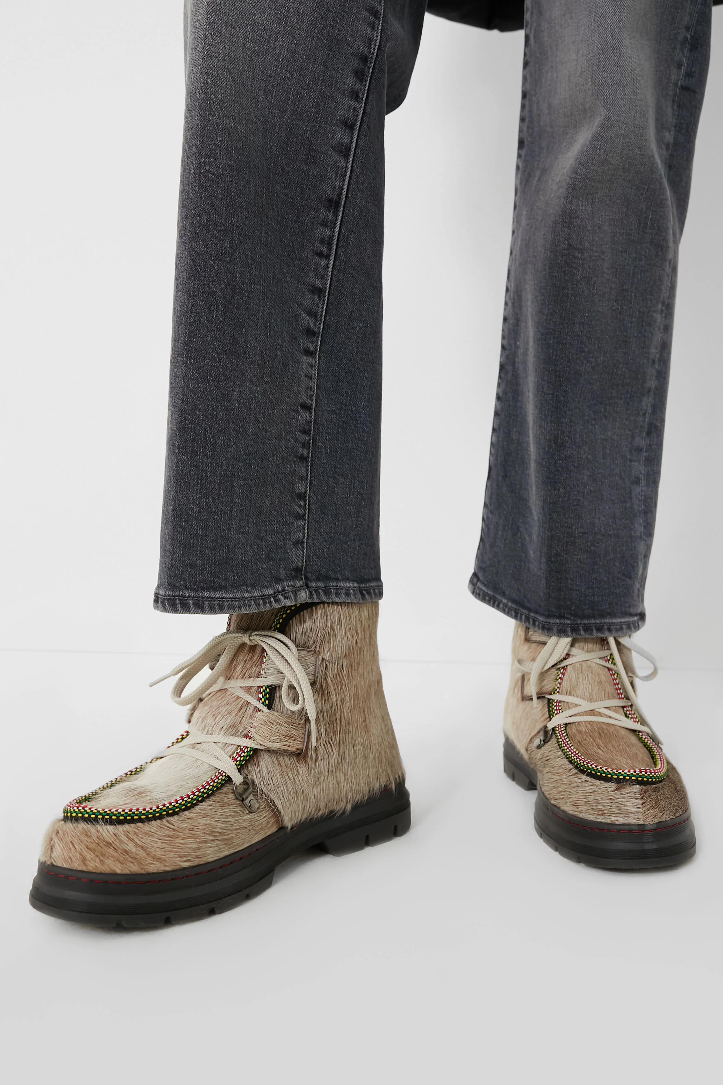Gin Tonic Shearling Lined Incredible Pony Boots - Image 4