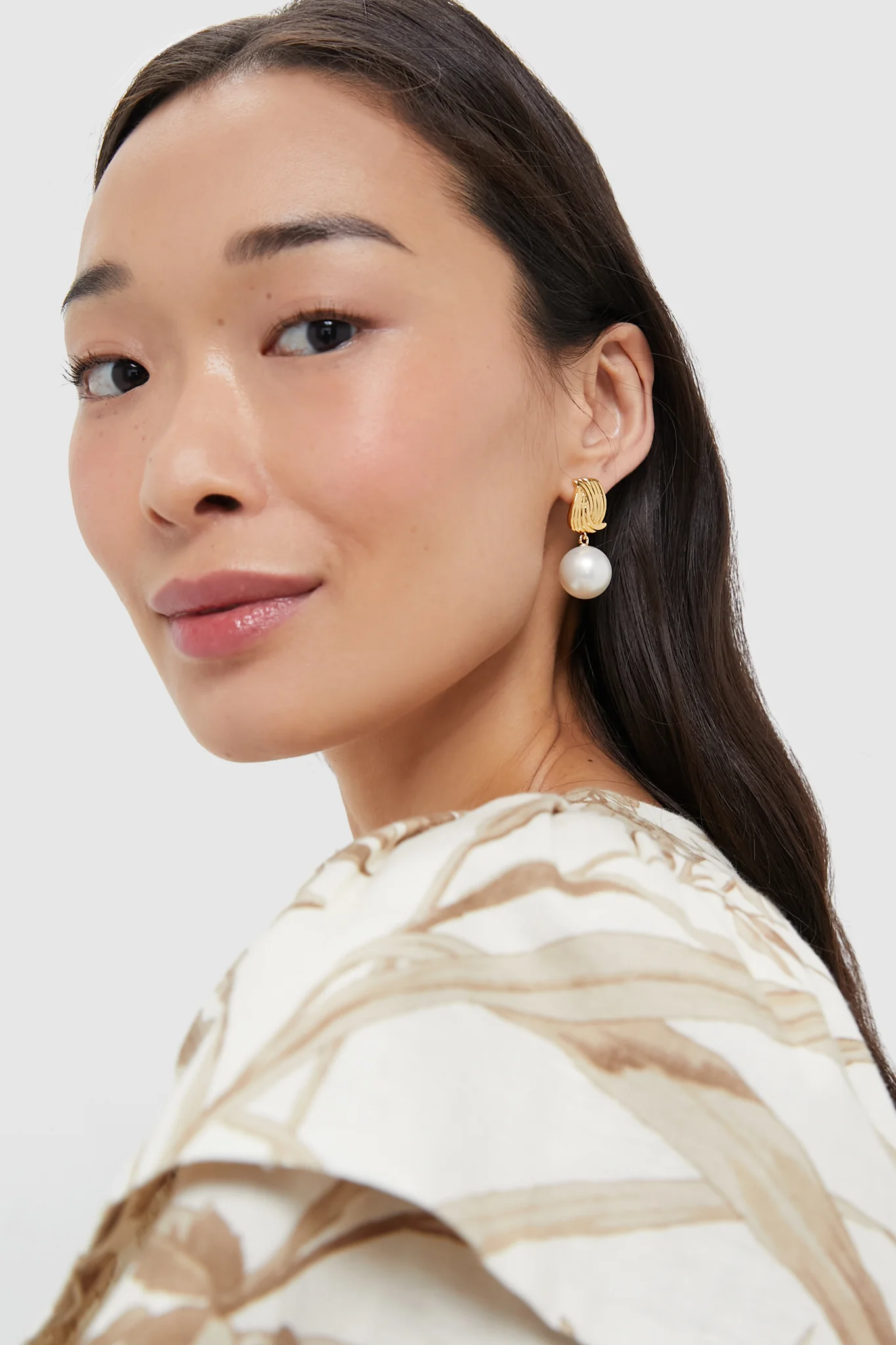 Gold and Pearl Catalina Earrings - Image 3