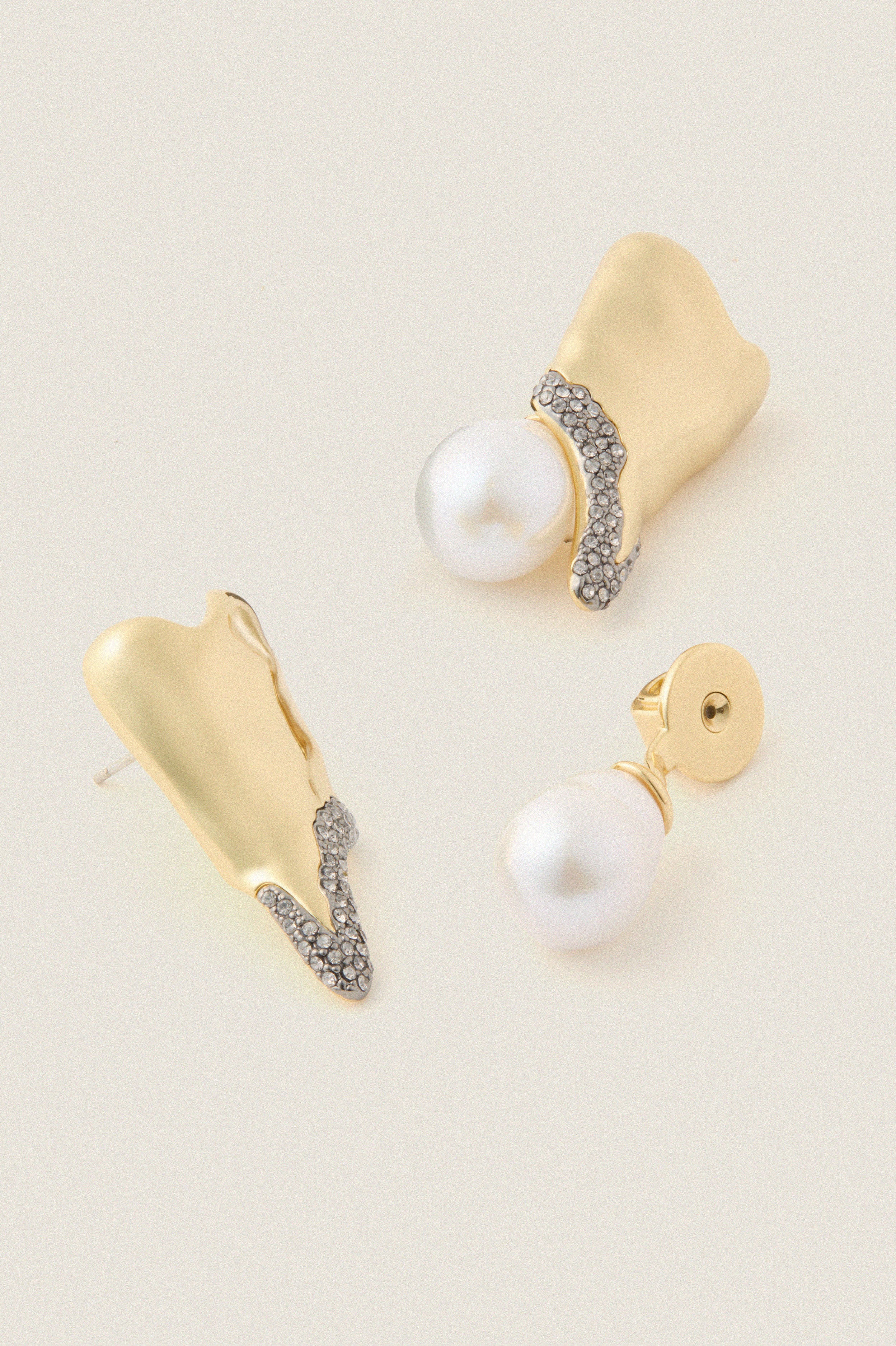 Gold and Pearl Spencer Earrings - Image 4