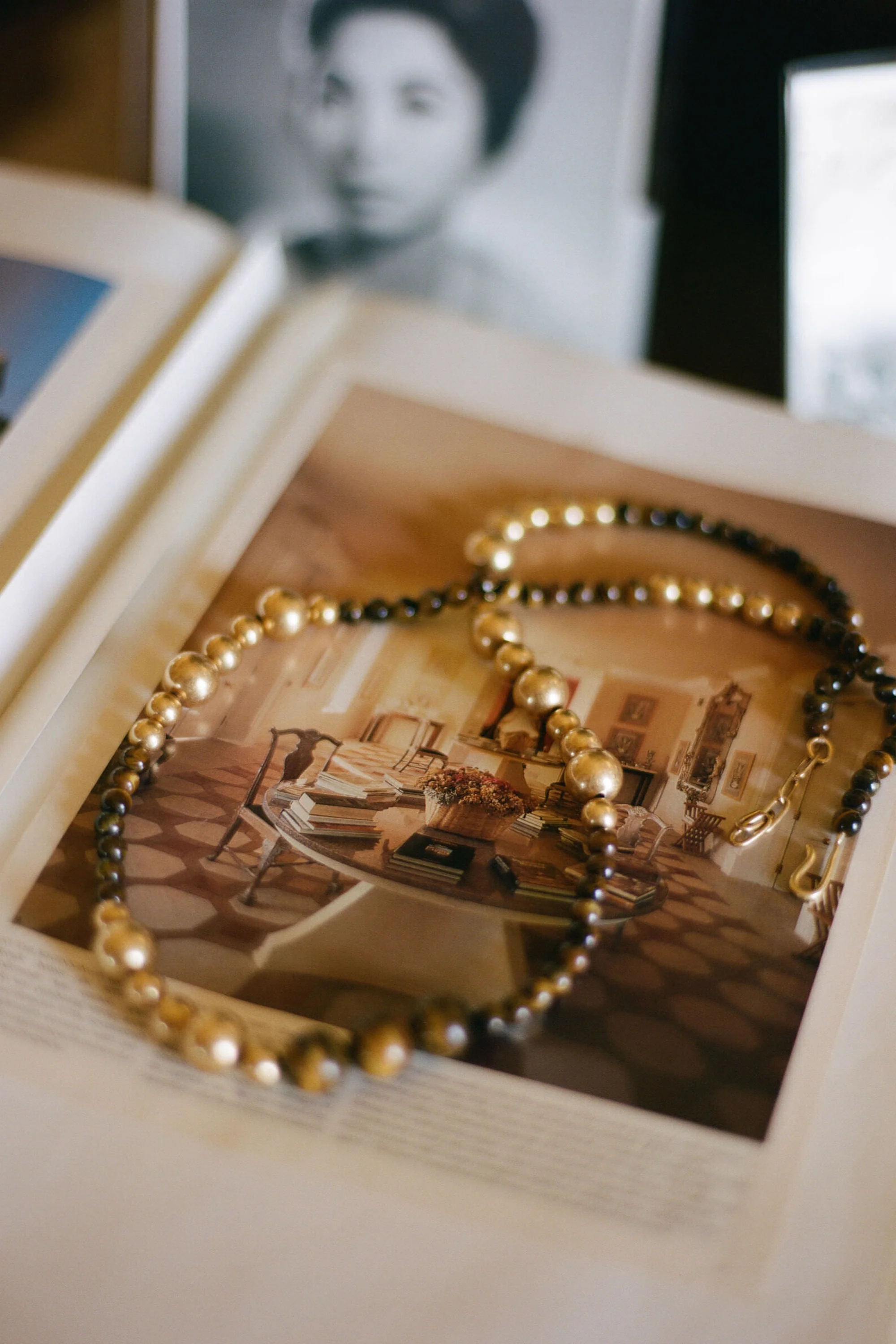 Gold and Tiger's Eye Beaded Necklace - Image 6
