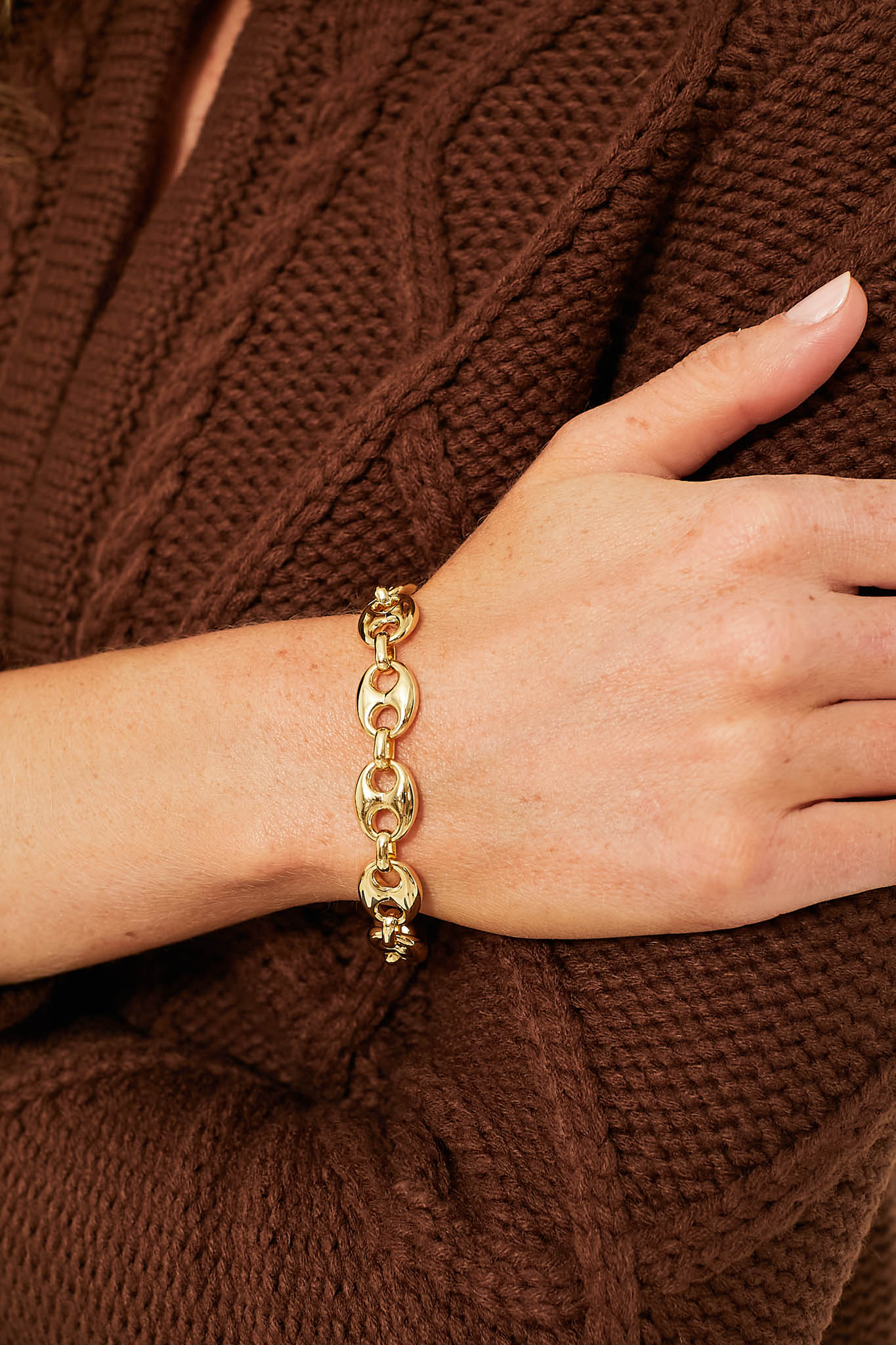 Gold Chunky Mariner Link Bracelet - Image 2