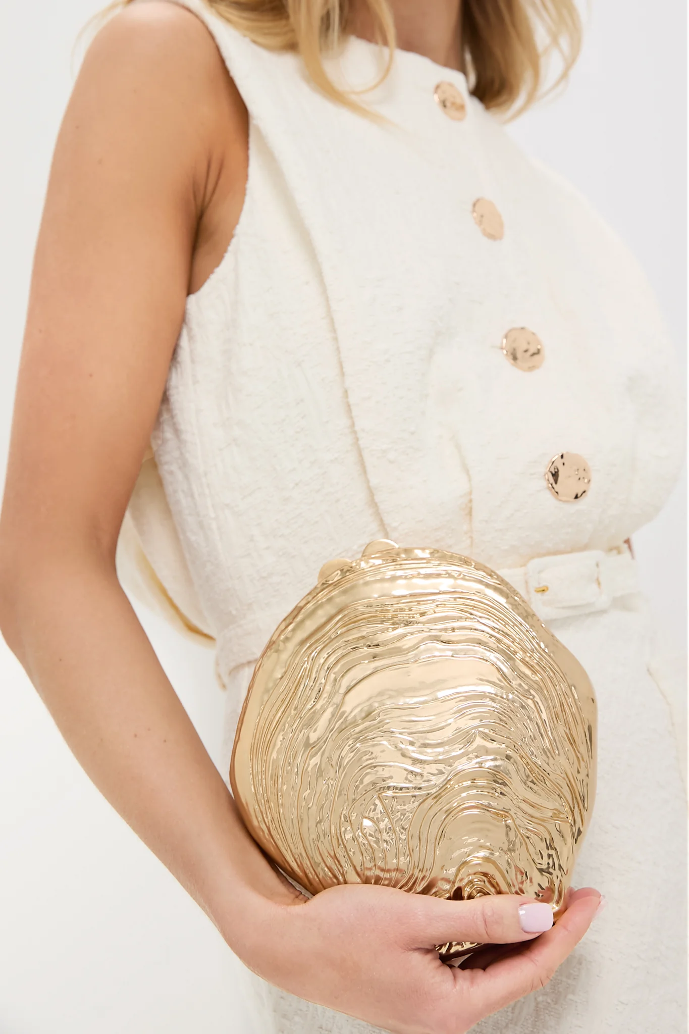 Gold Cove Shell Clutch - Image 3