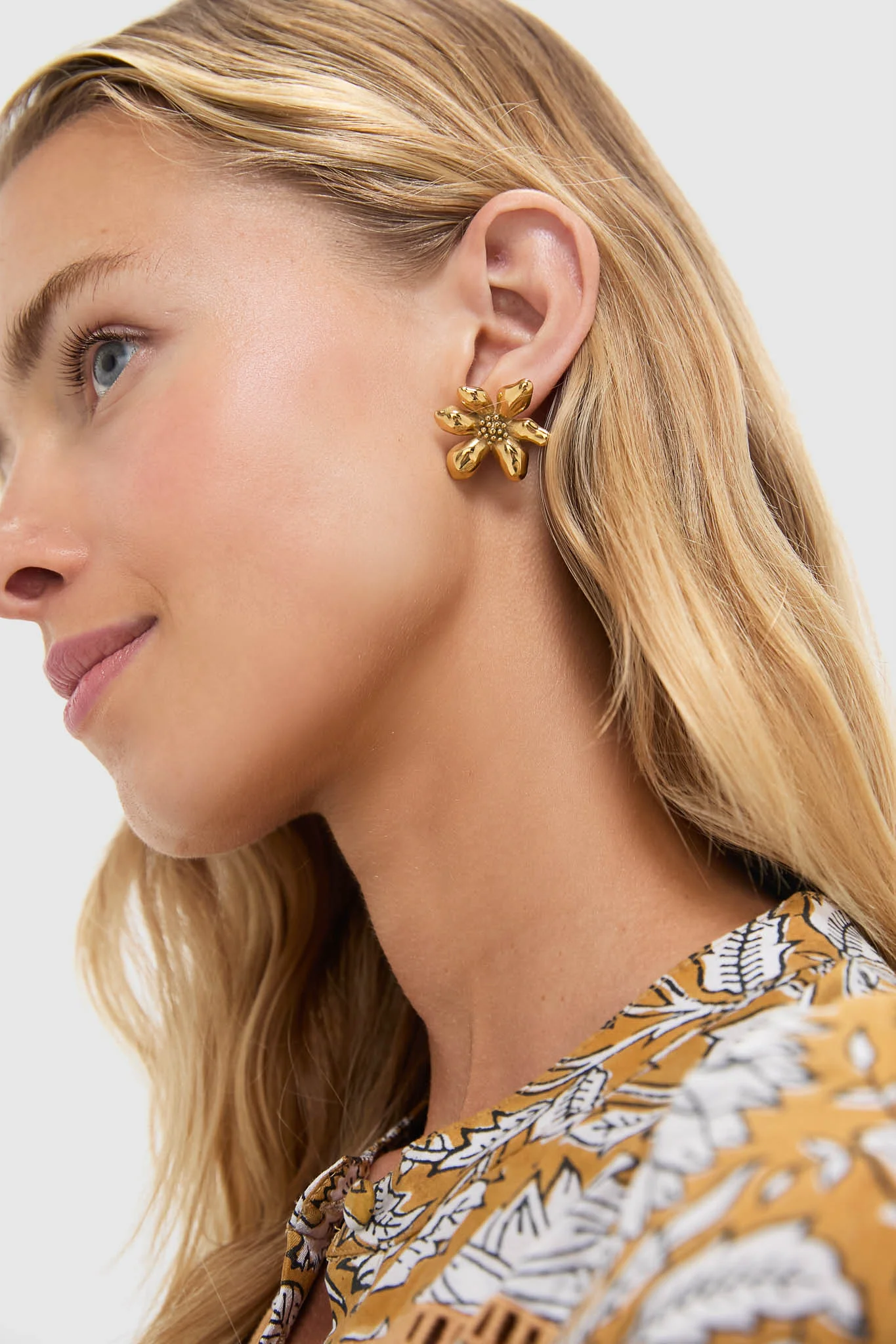 Gold Daybreak Earrings - Image 2