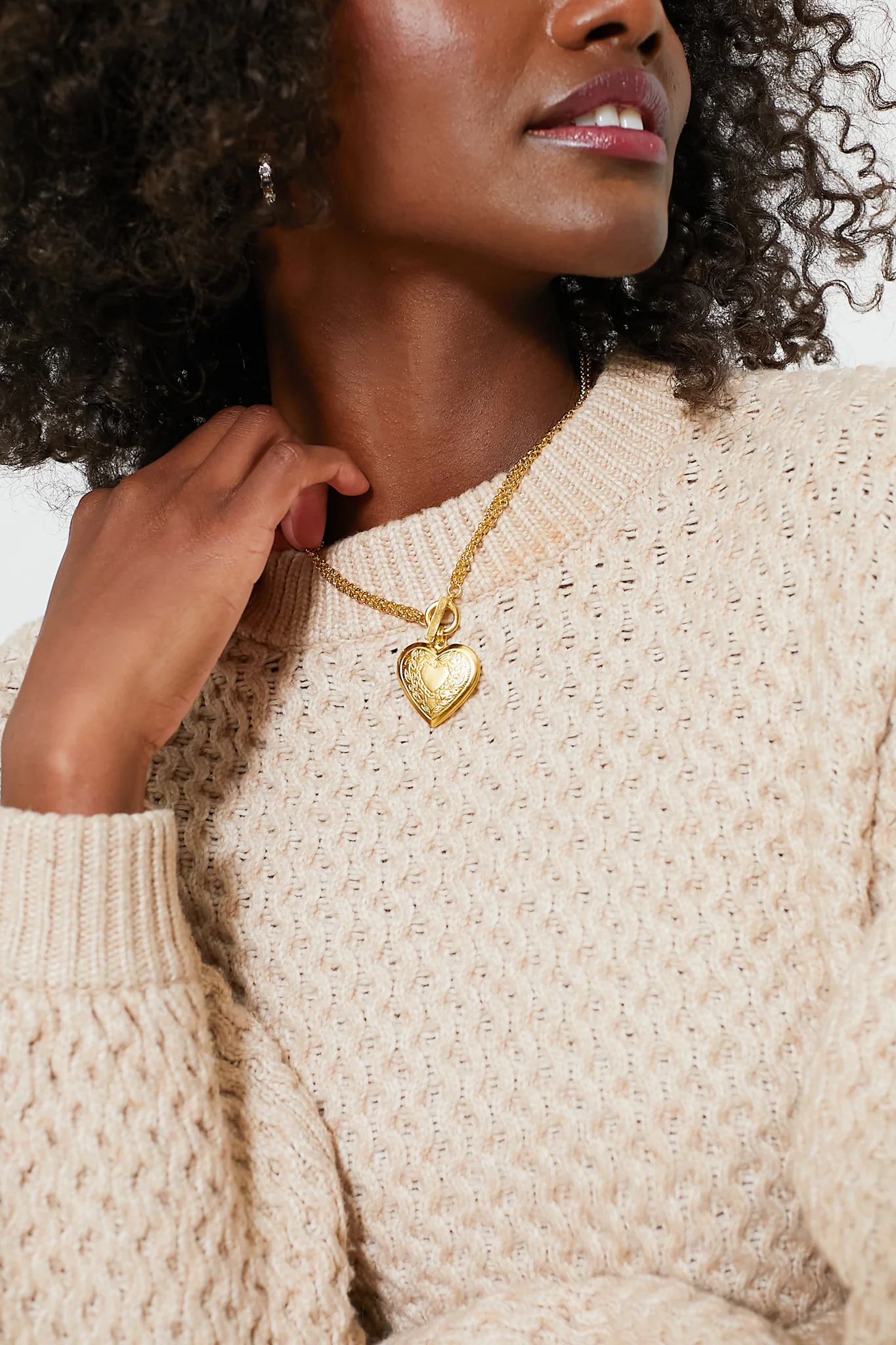 Gold Heart Pendant Necklace - Image 2