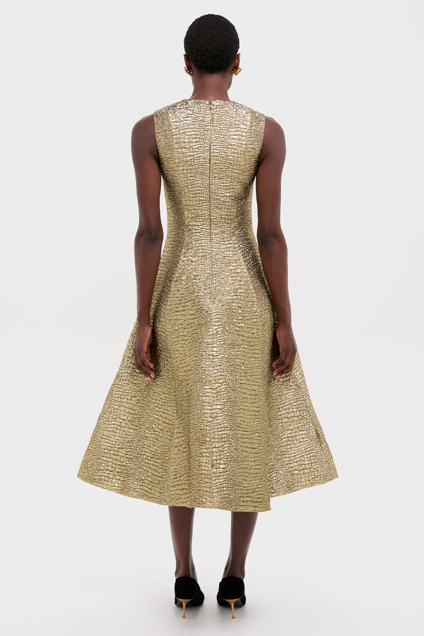 Gold Metallic Seersucker Mara Midi Dress - Image 4