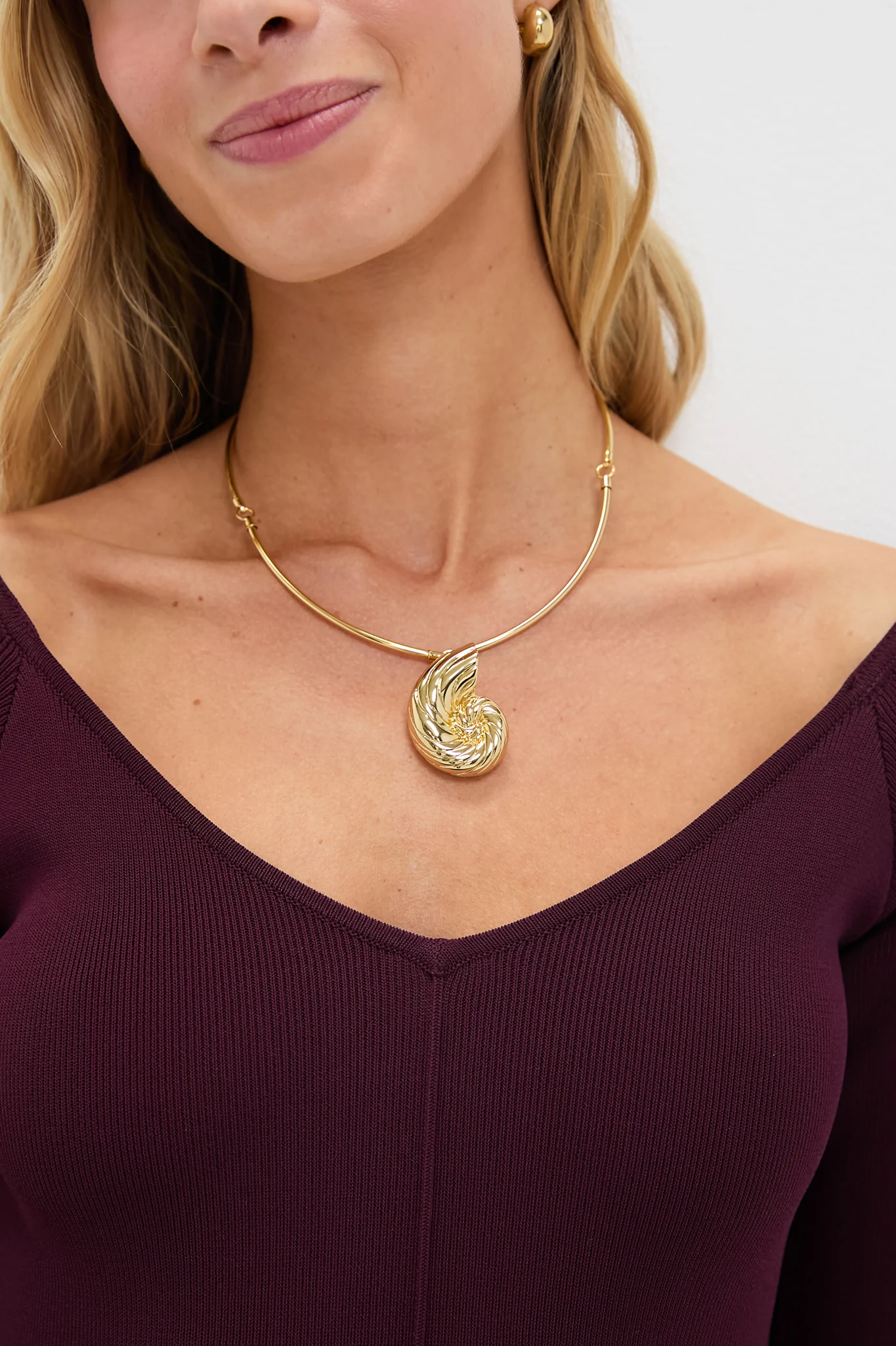 Gold Nautilus Collar Necklace - Image 5