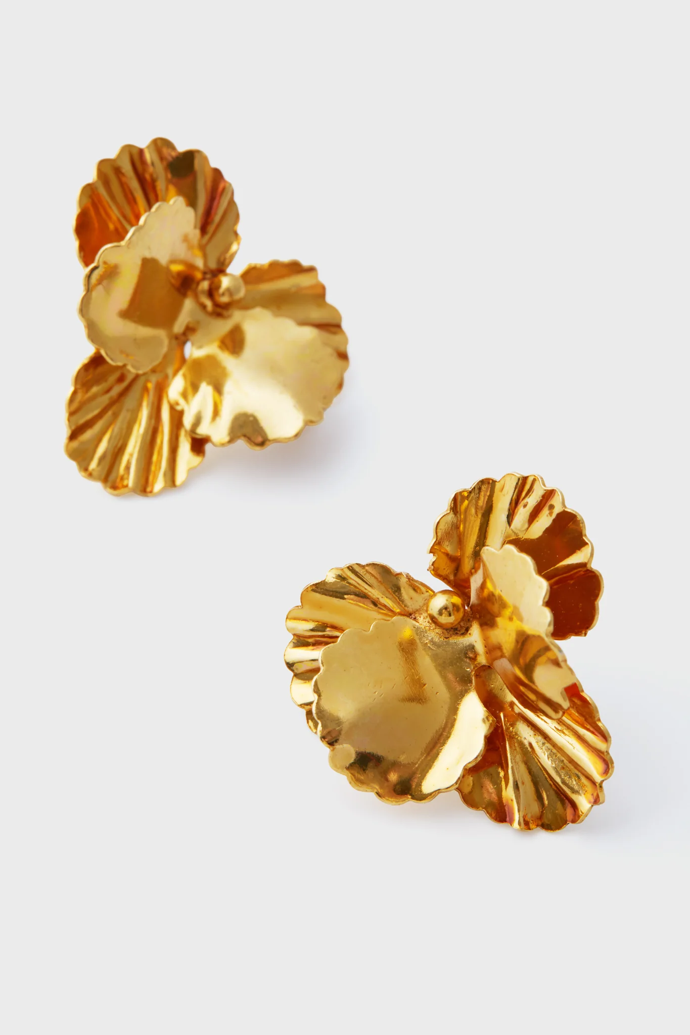 Gold Pansy Earrings - Image 3