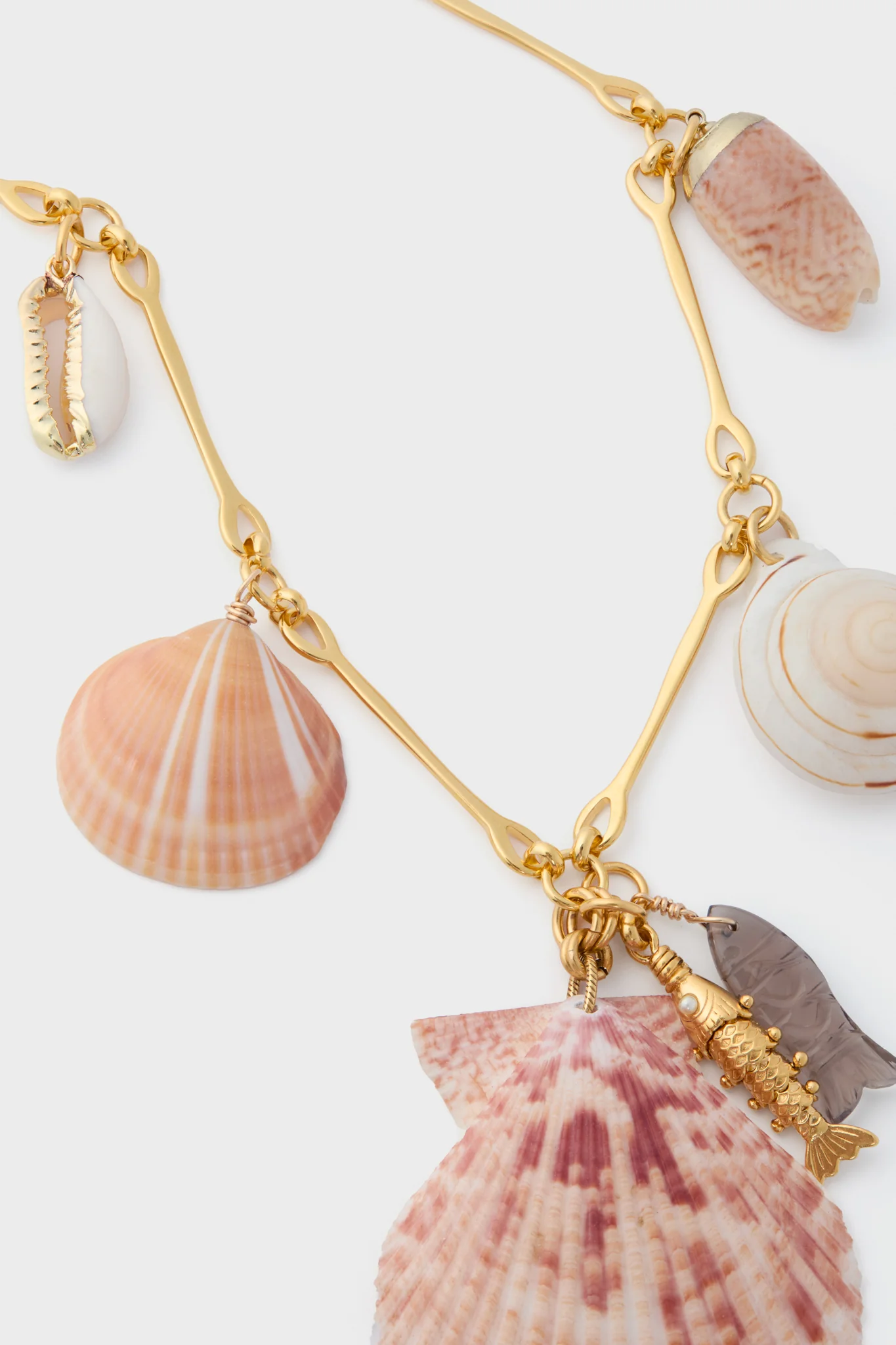 Gold Shell Delmar Necklace - Image 4