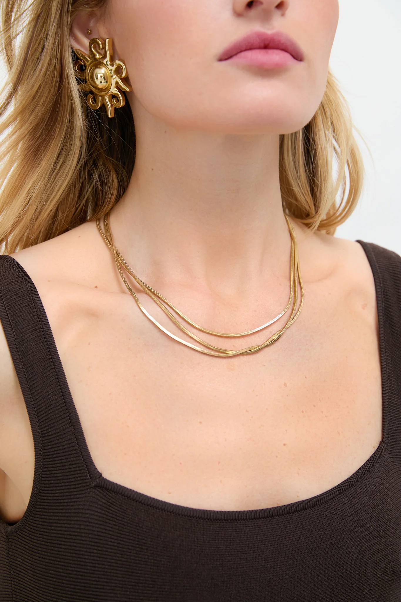 Gold Slinky Necklace - Image 3