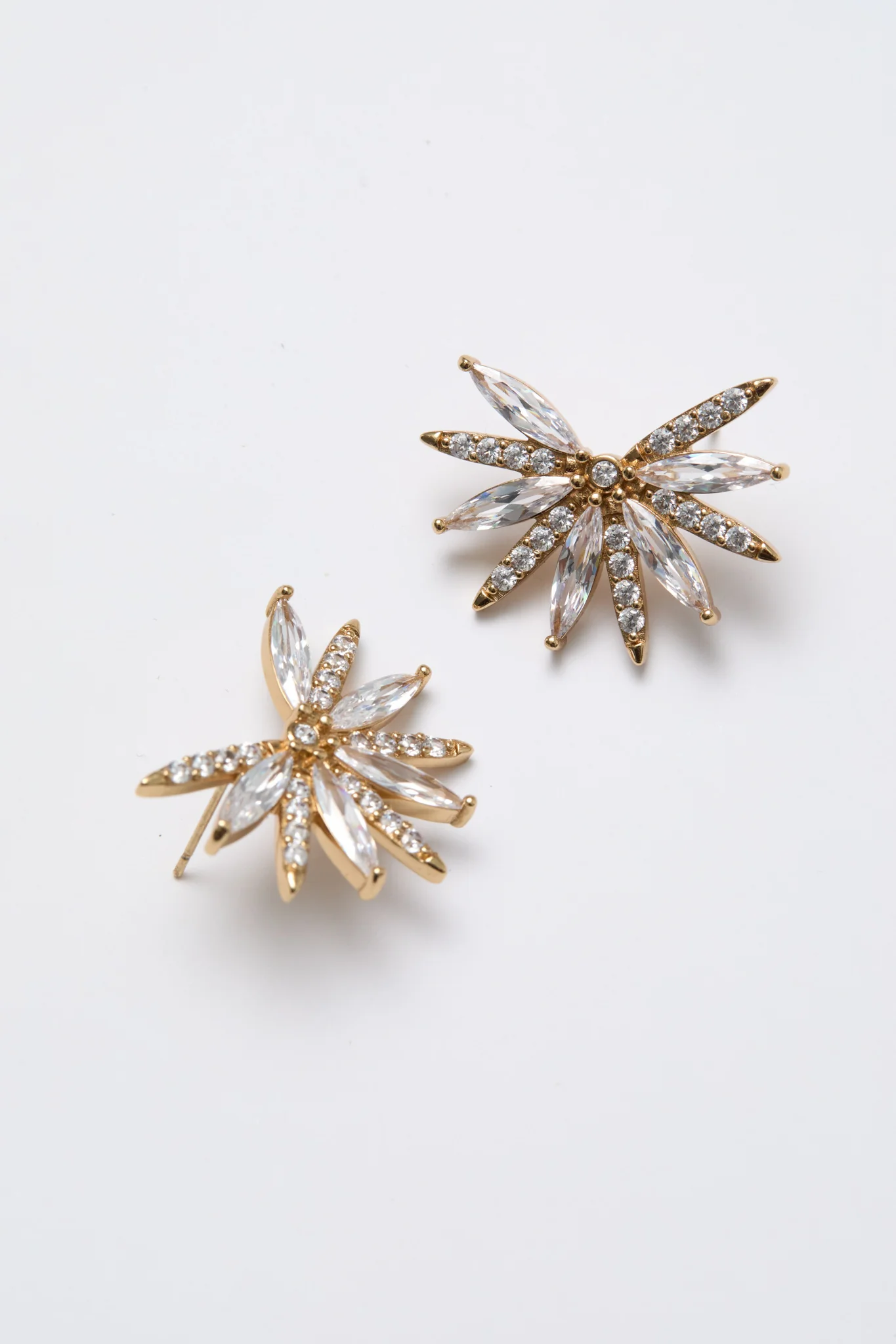 Gold Vesey Studs - Image 4