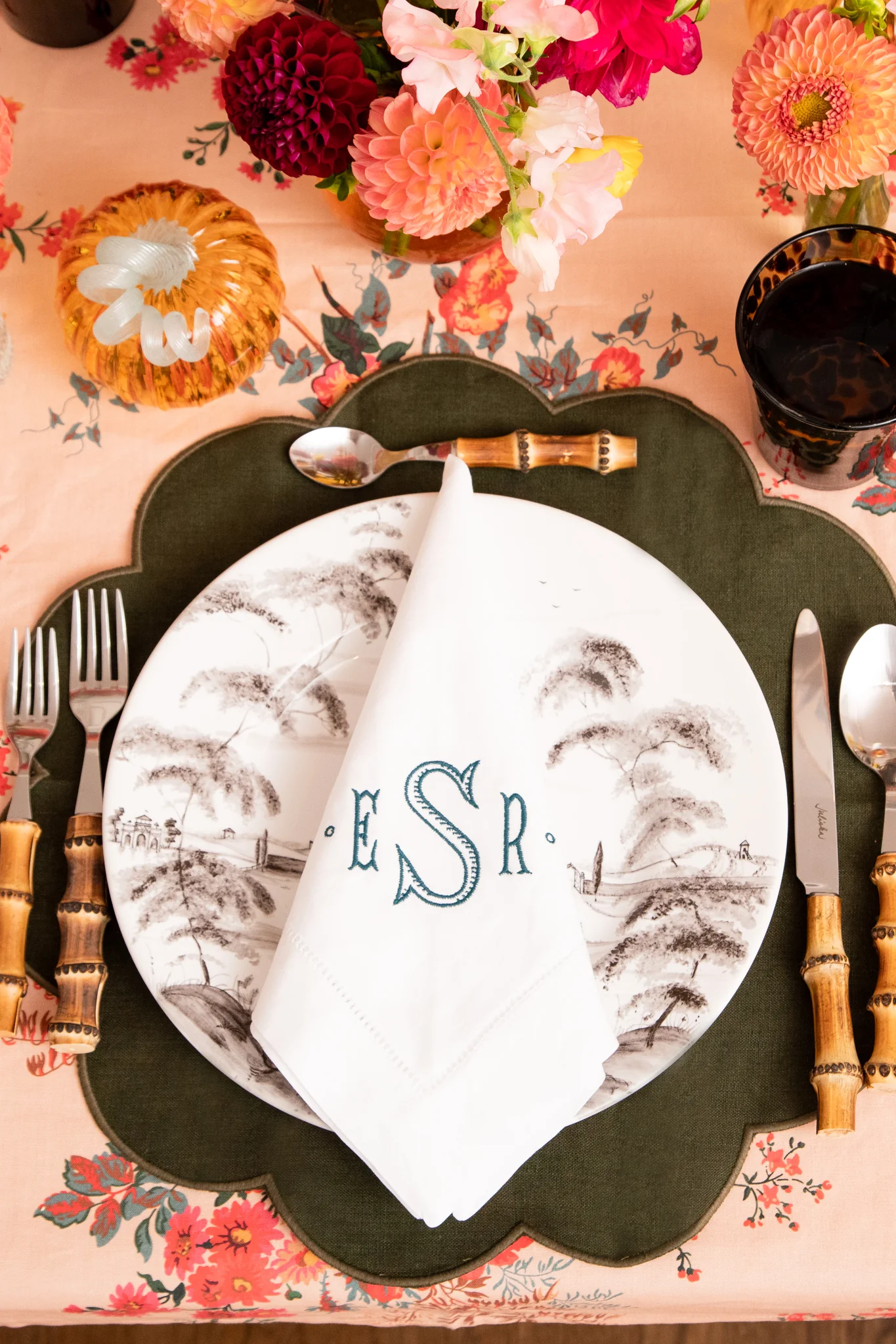 Green Scalloped Placemat - Image 2