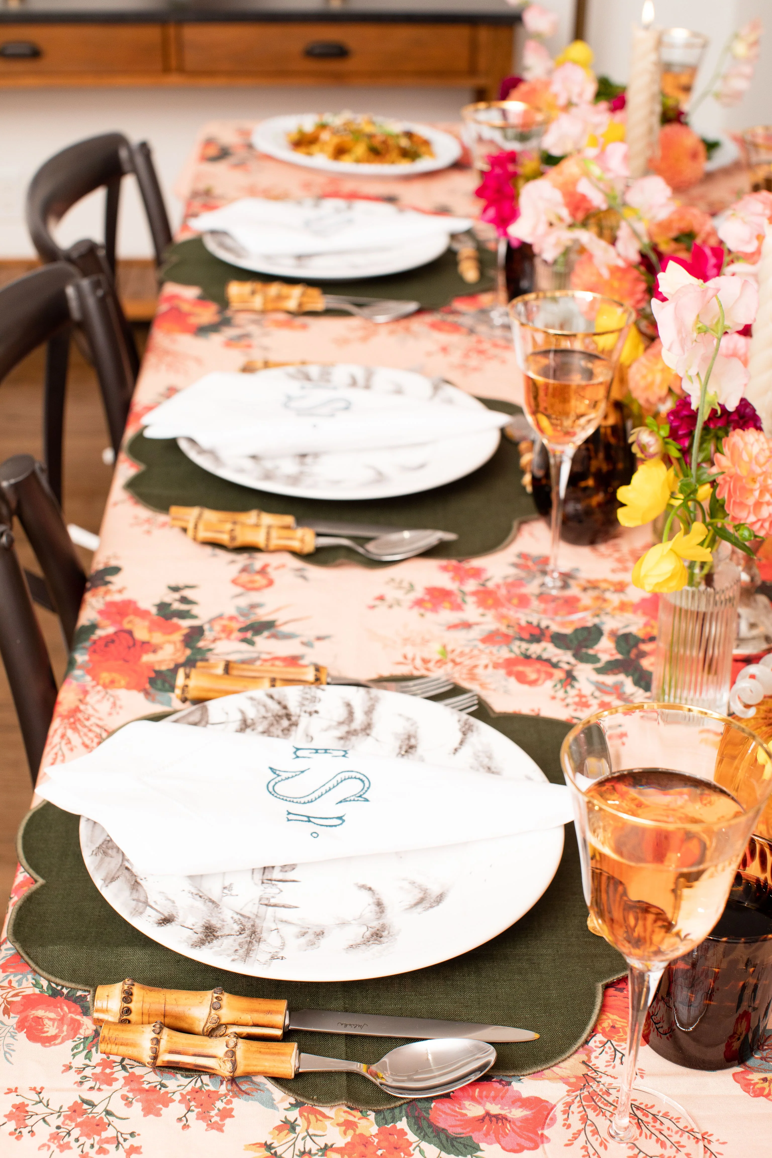 Green Scalloped Placemat - Image 3