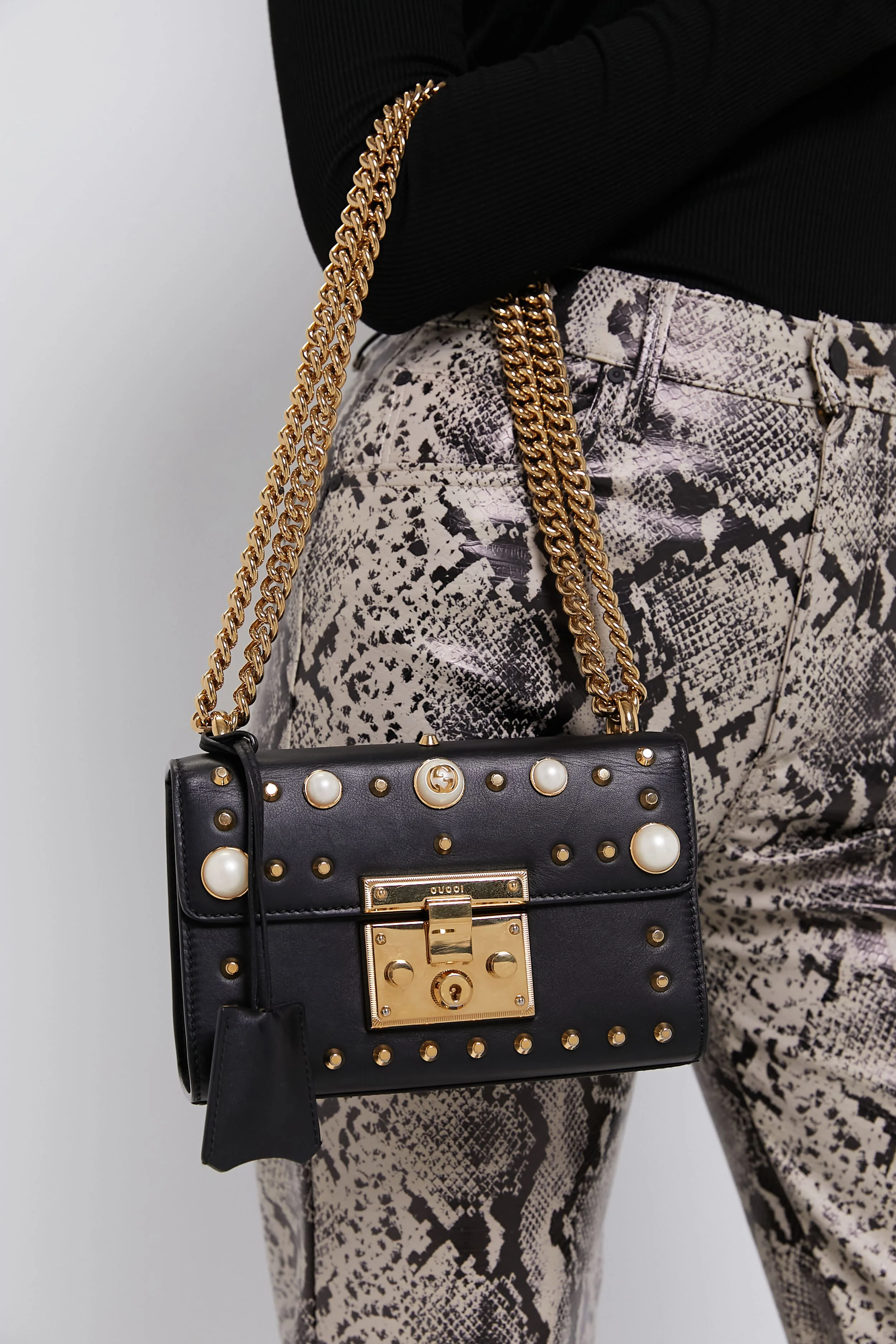 Gucci Black Padlock Chain Shoulder Bag - Image 7