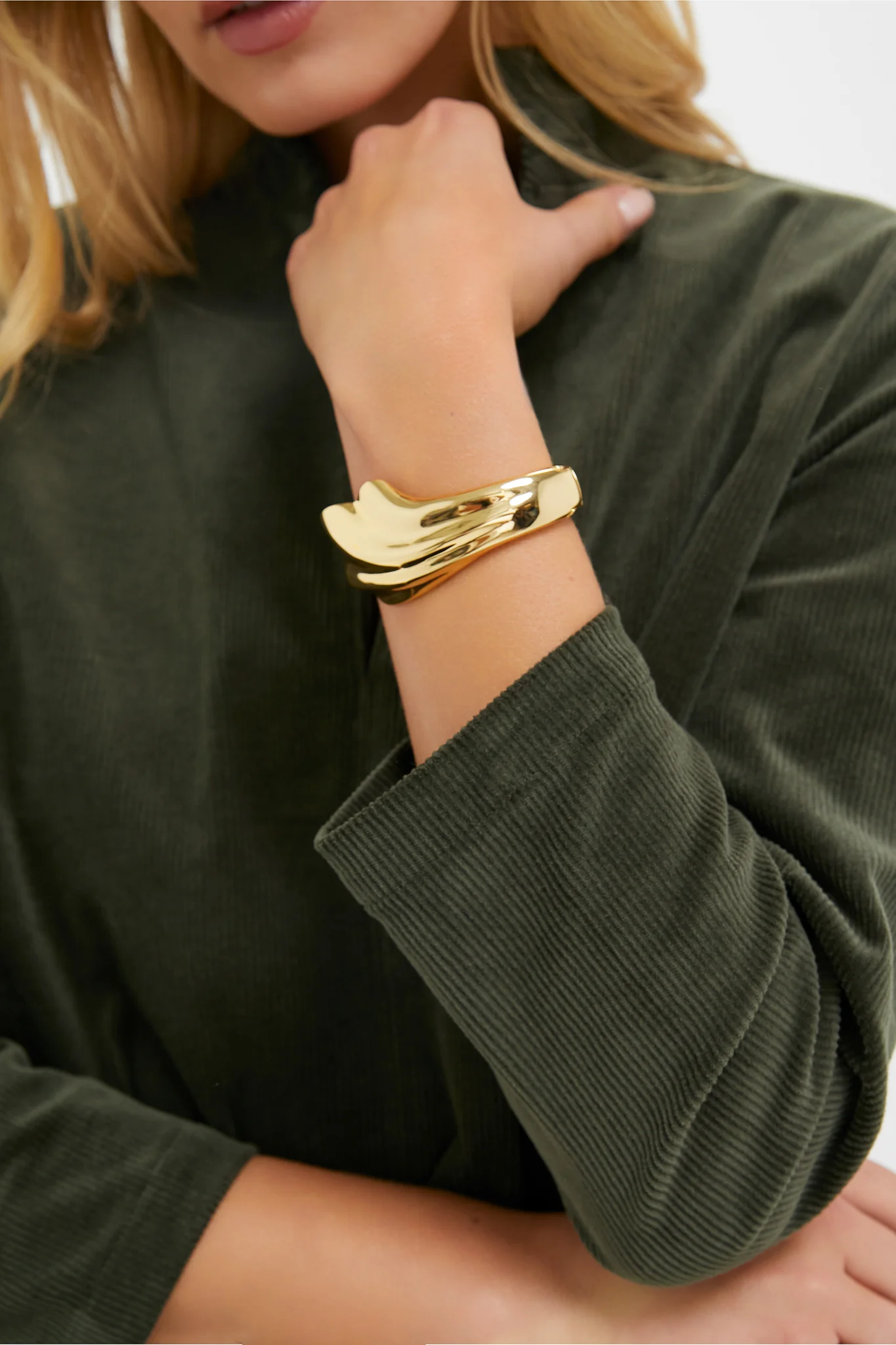 High Polish Gold Lydia Cuff - Image 2