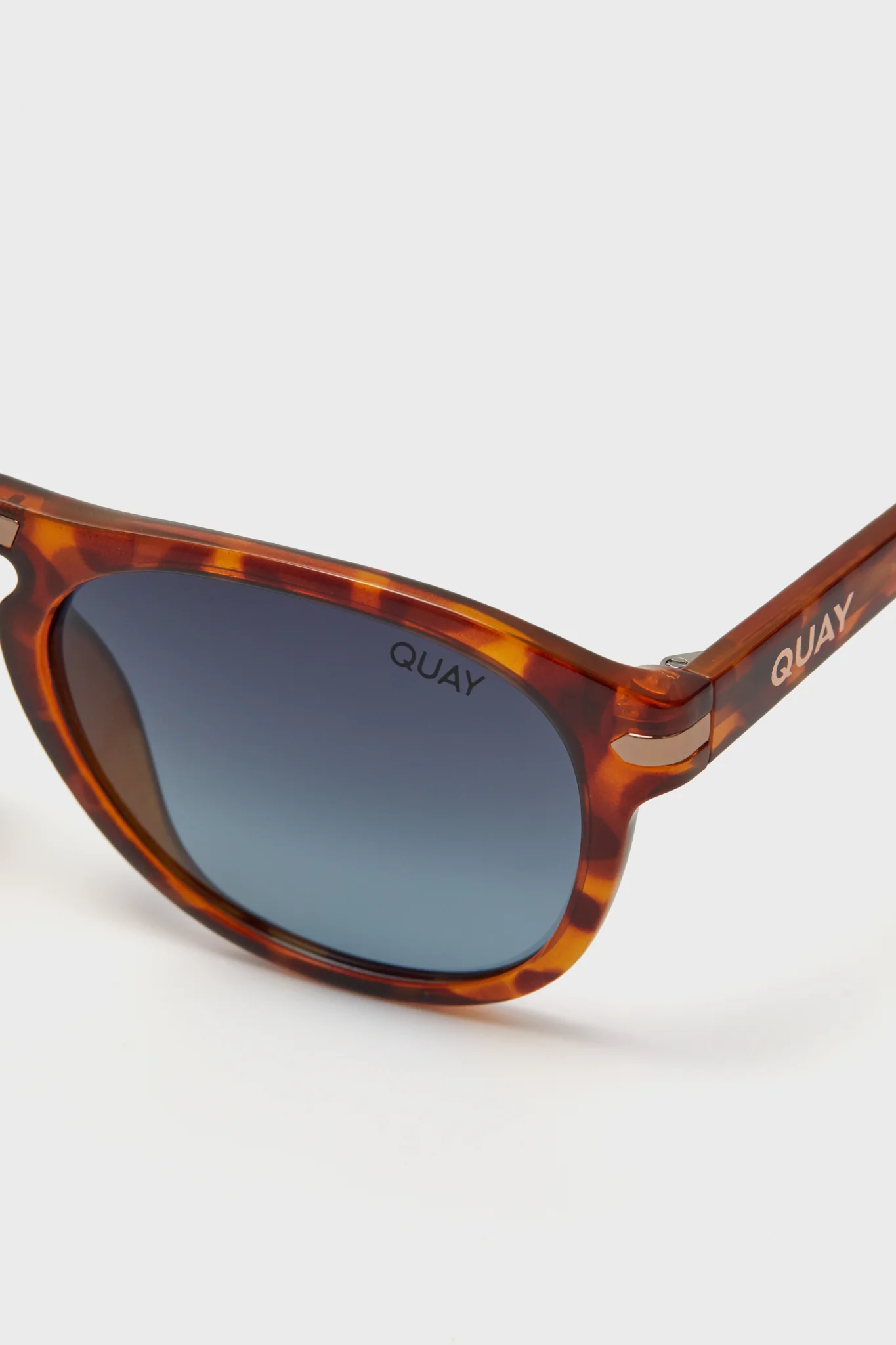 Honey Tort Slicked Back Sunglasses - Image 4