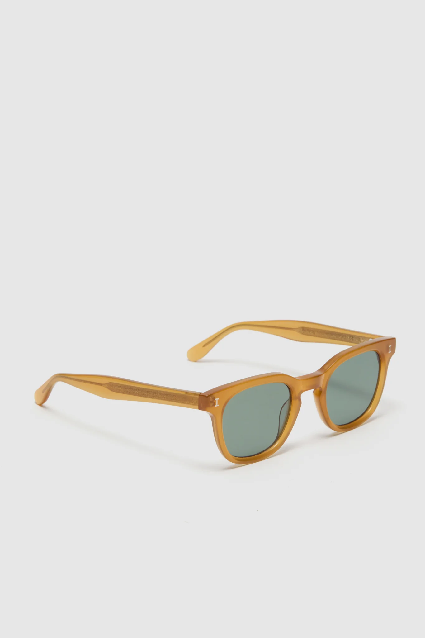 Honey Veneto Sunglasses - Image 3