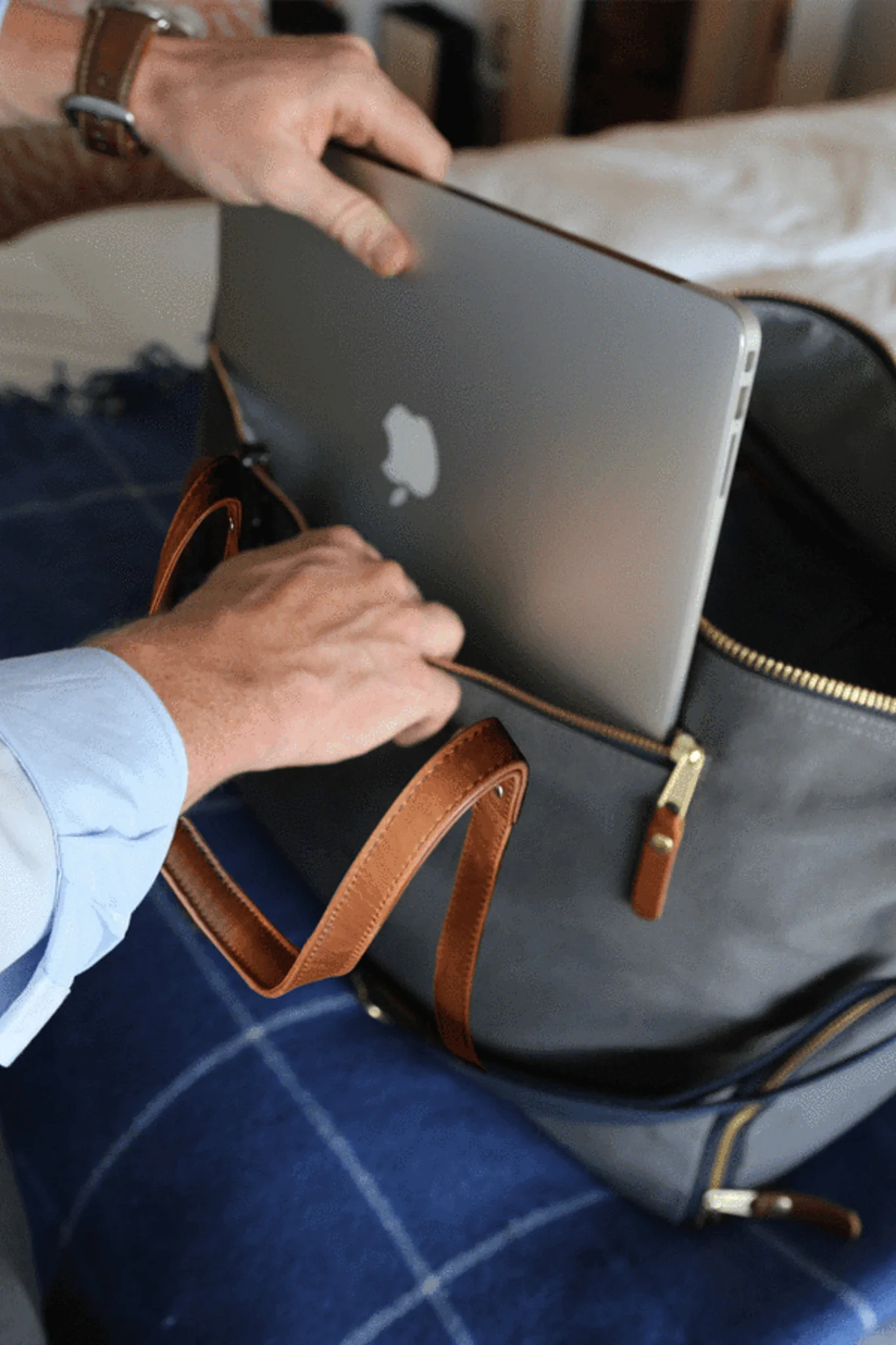 Hunter Green Waxed Canvas Heritage Weekender Duffel - Image 4