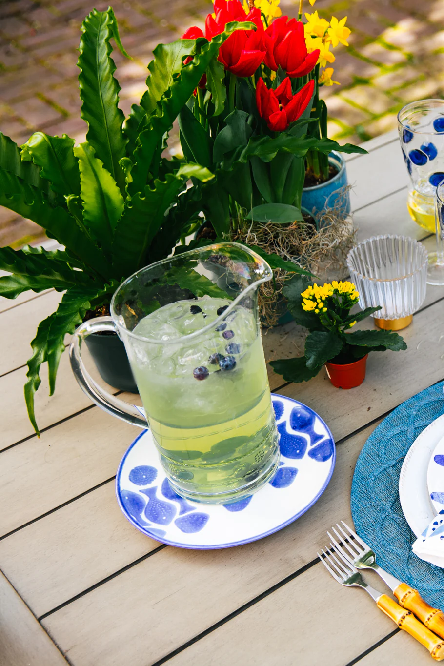 Isabella Acrylic Pitcher - Image 3