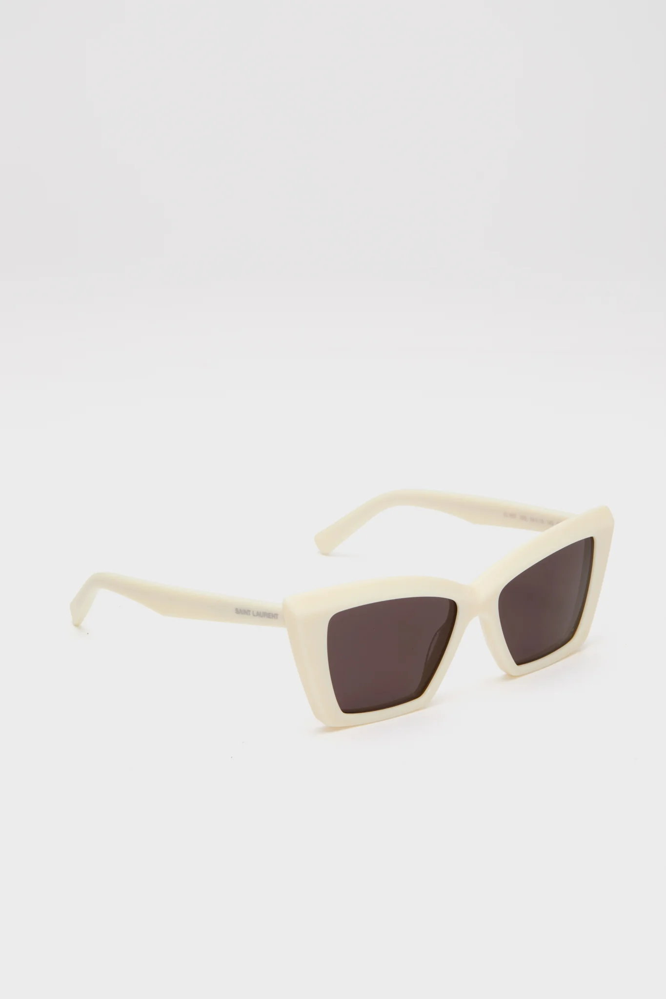 Ivory New Wave Cat Eye Sunglasses - Image 4