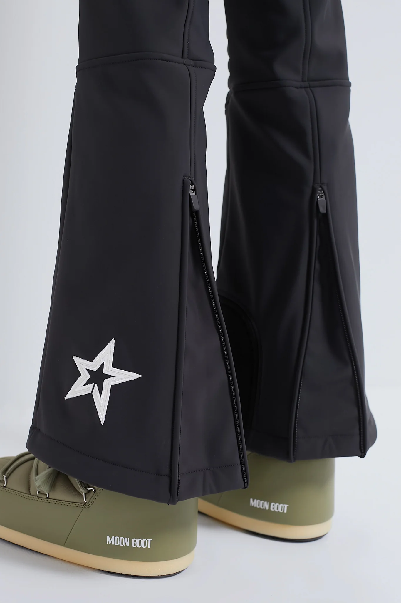 Jet Black JG Bib Ski Pant - Image 2