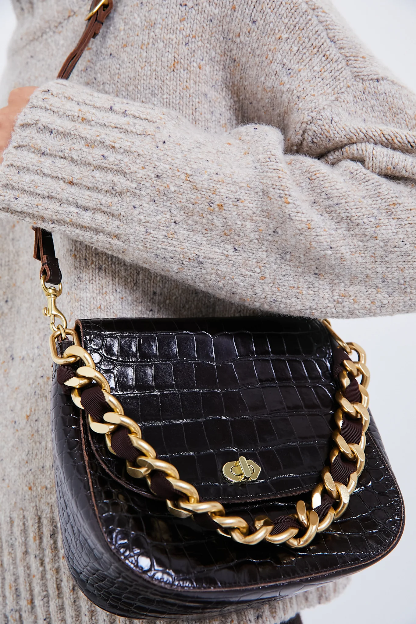 Kalamata Turnlock Louis Bag with Curb Chain Shortie Strap - Image 3