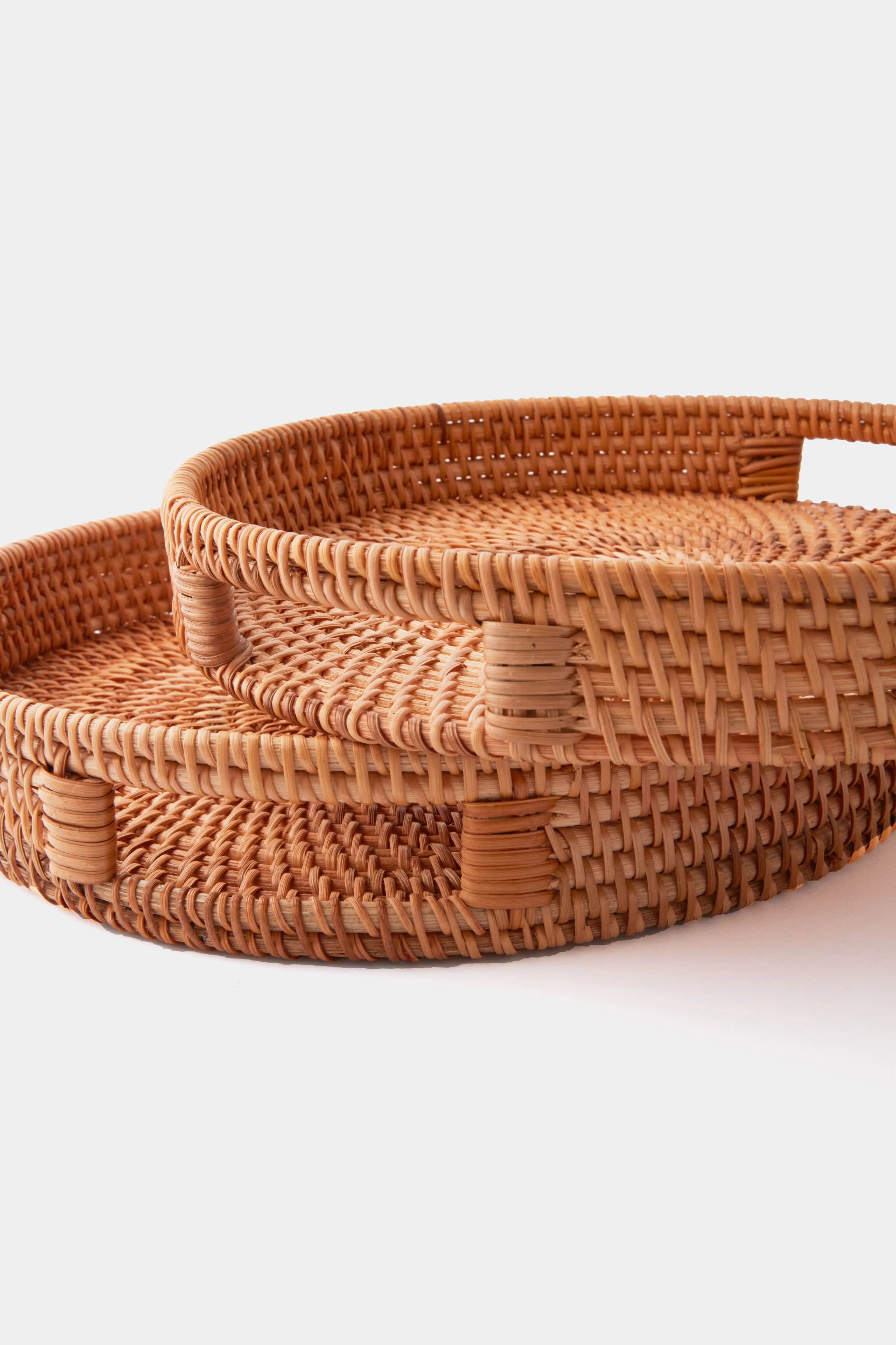 Light Rattan Round Trays Set of 2 - Image 3