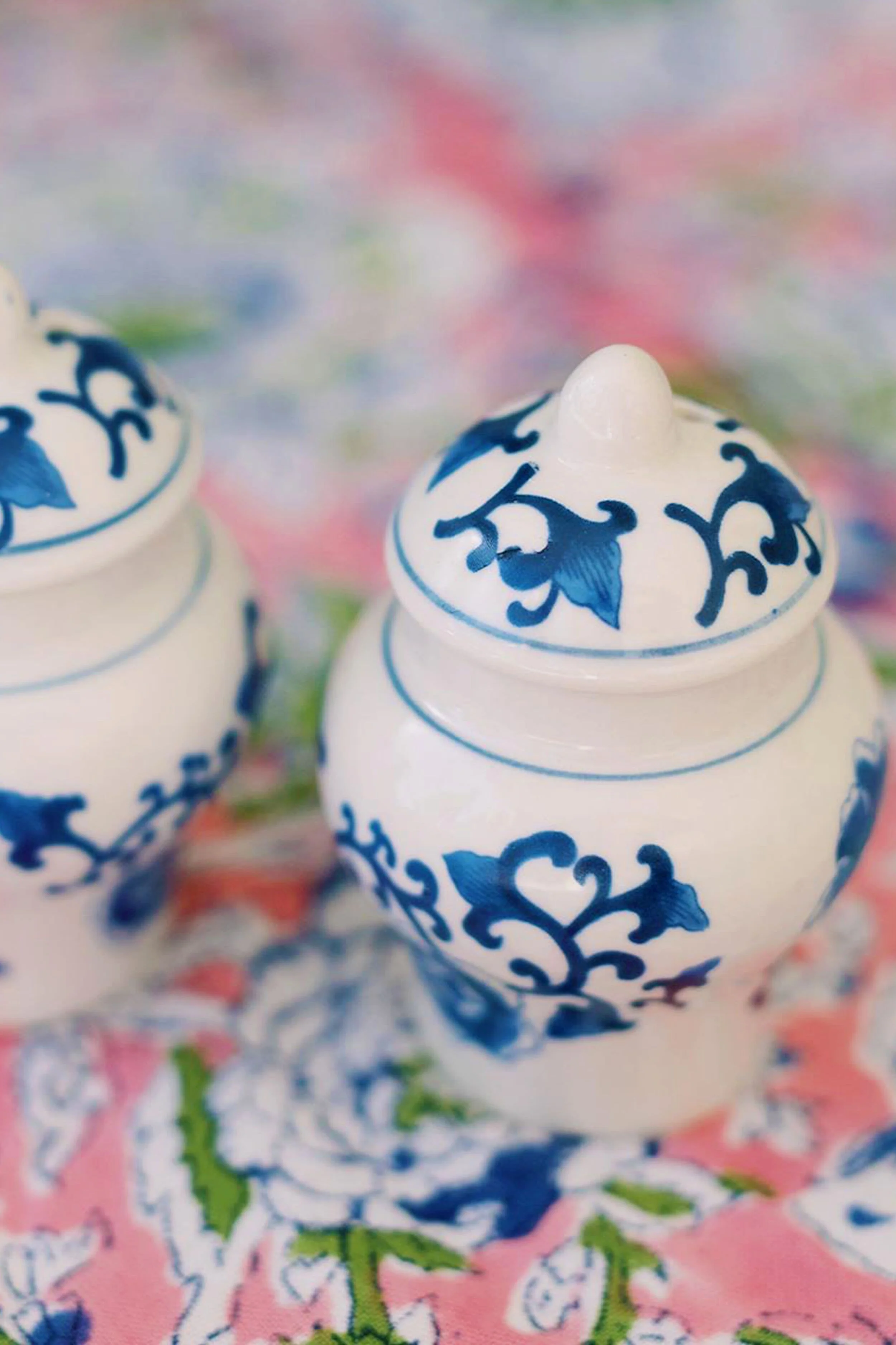 Mini Ginger Jar Salt and Pepper Shakers - Image 3