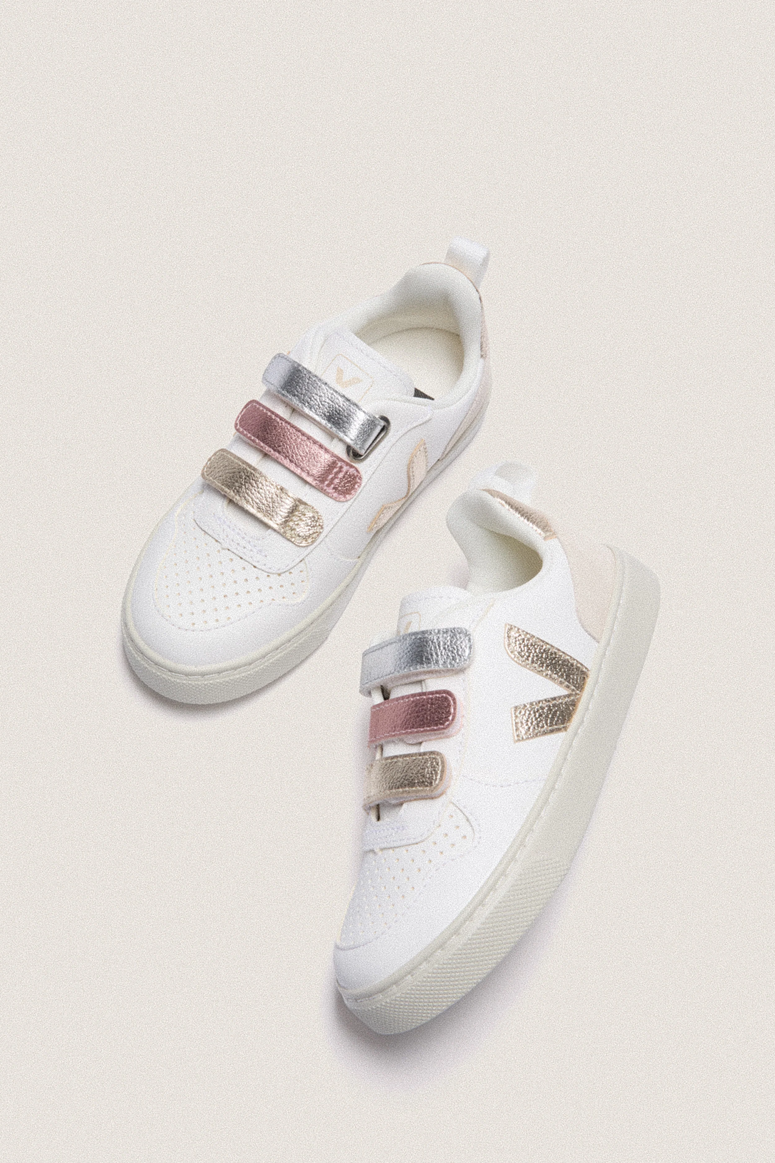 Kids Multicolor Extra White Shiny Small V-10 Sneakers - Image 6