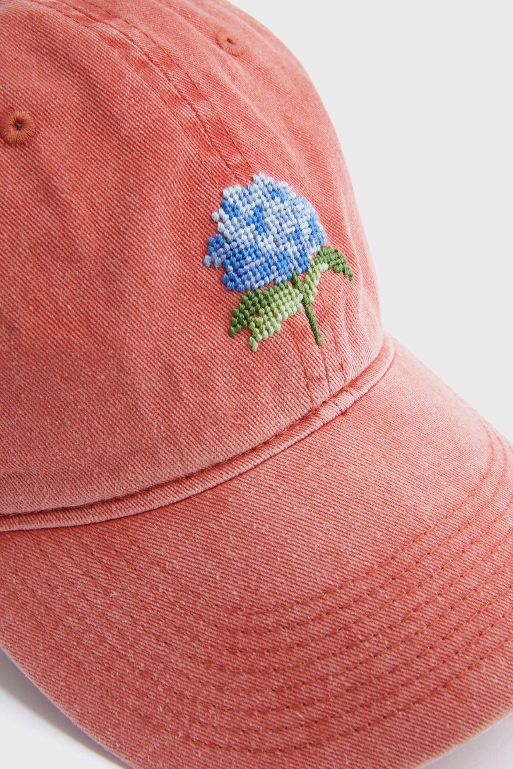 Nantucket Red Hydrangea Needlepoint Hat - Image 4