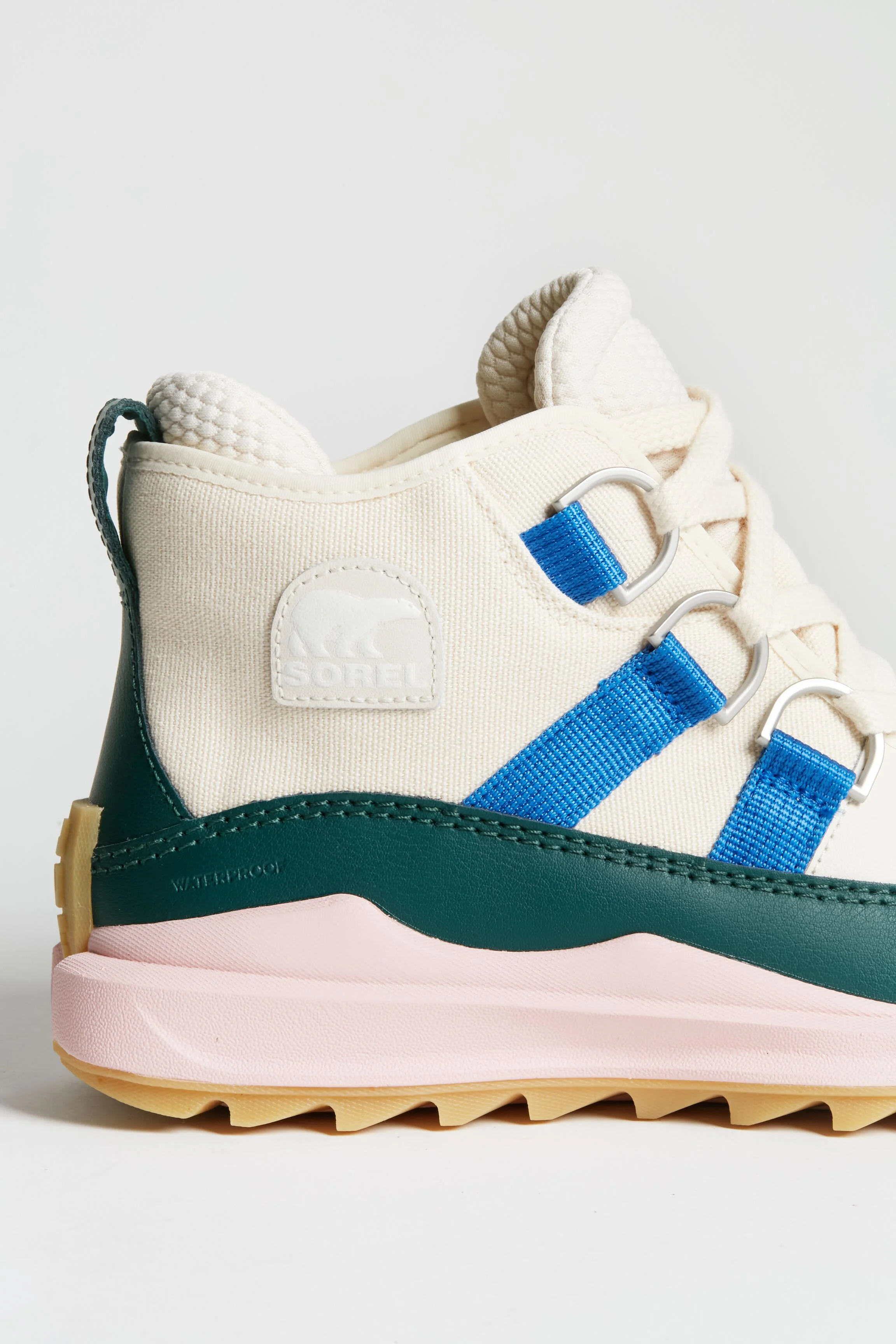 Natural and Midnight Teal Ona Rmx Chukka WP - Image 5