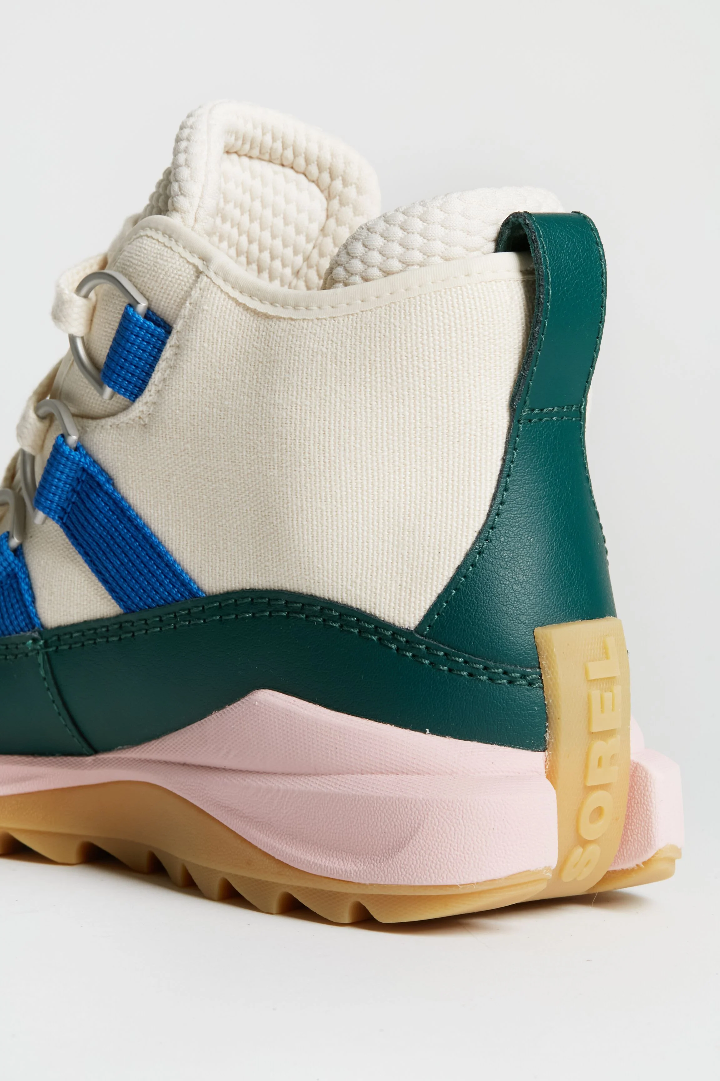 Natural and Midnight Teal Ona Rmx Chukka WP - Image 6