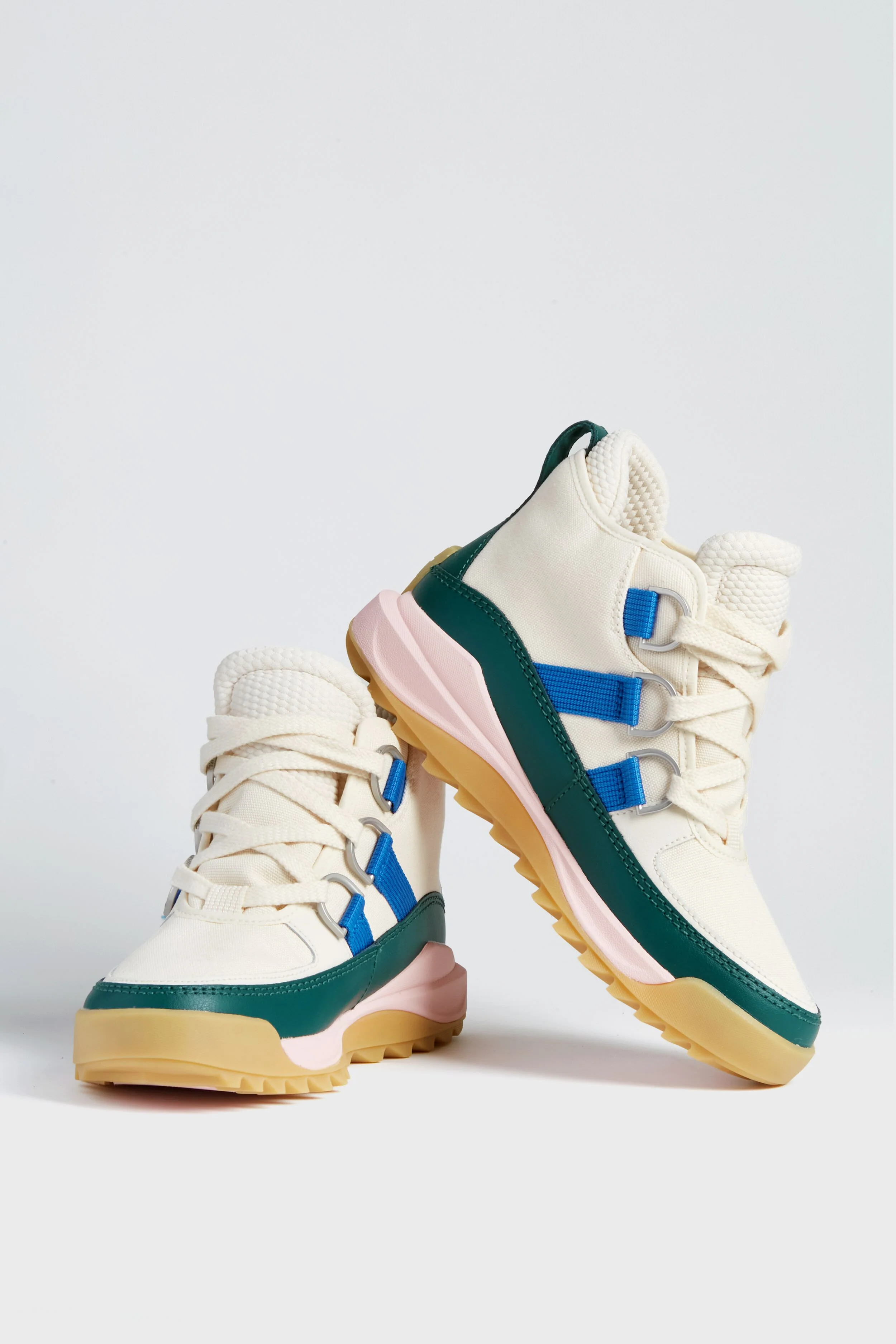Natural and Midnight Teal Ona Rmx Chukka WP - Image 7