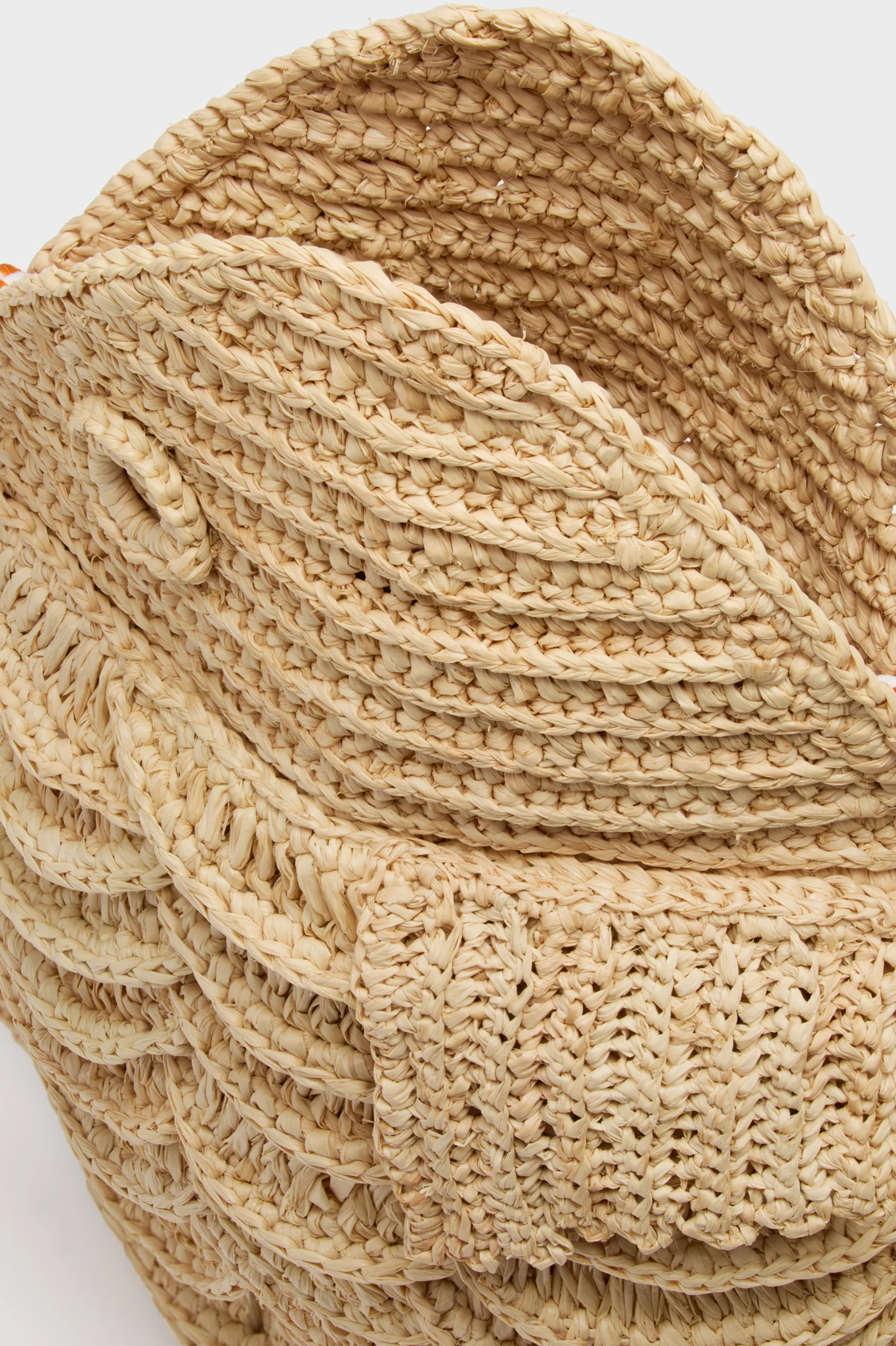 Natural Horizon Raffia Fish Crossbody - Image 5