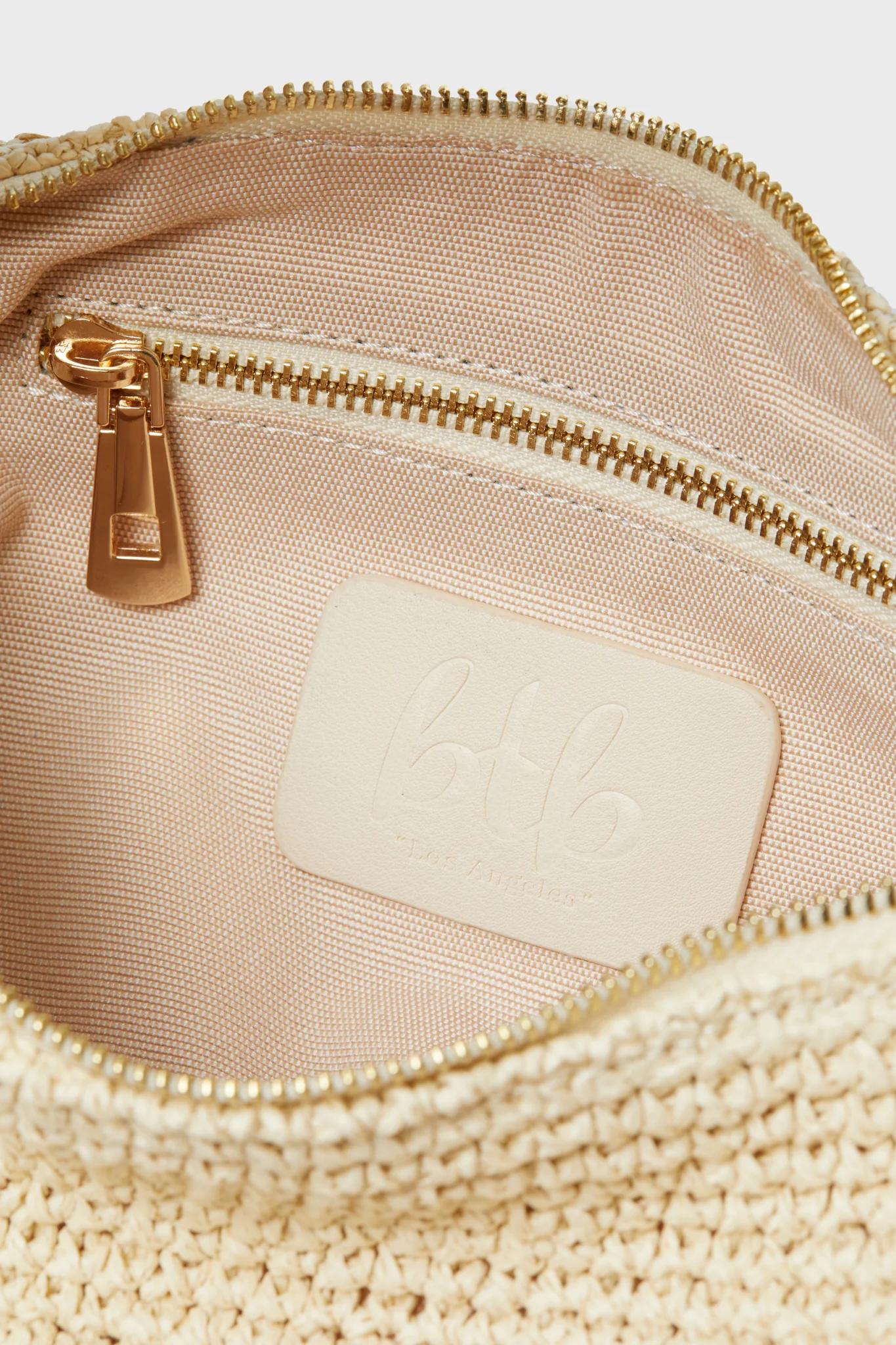 Natural Lucia Hobo - Image 6