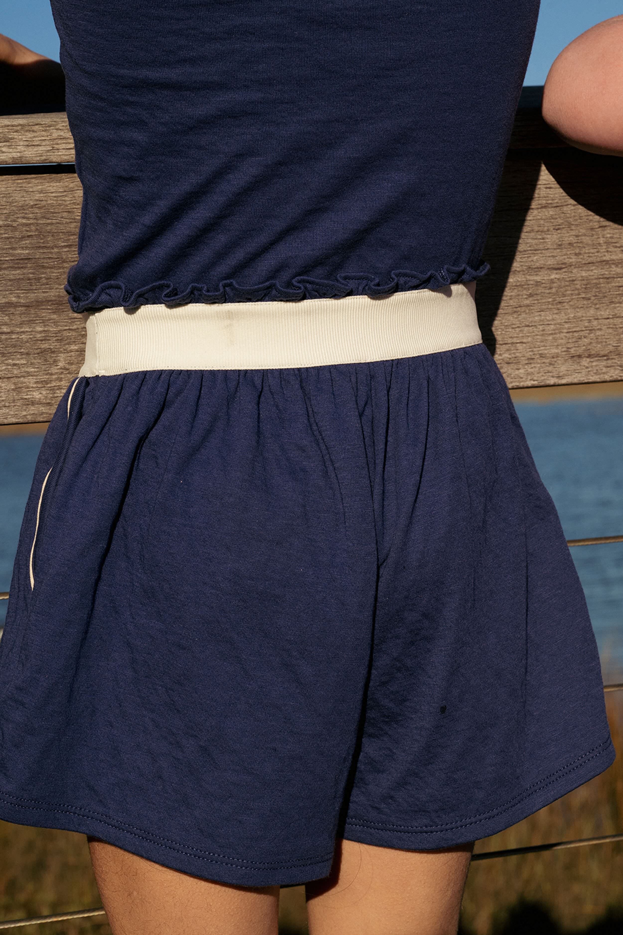 Navy Bea Short - Image 4