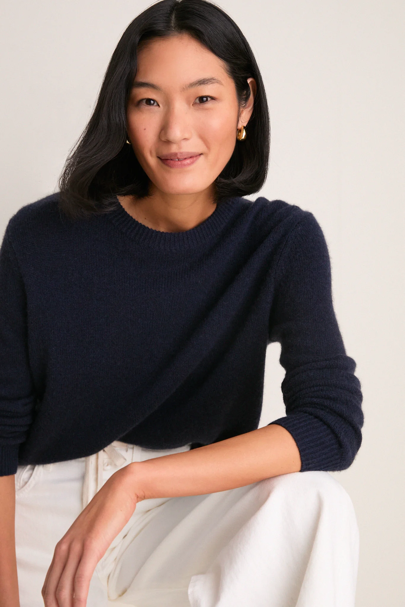 Navy Cashmere Bodie Boyfriend Crewneck - Image 5