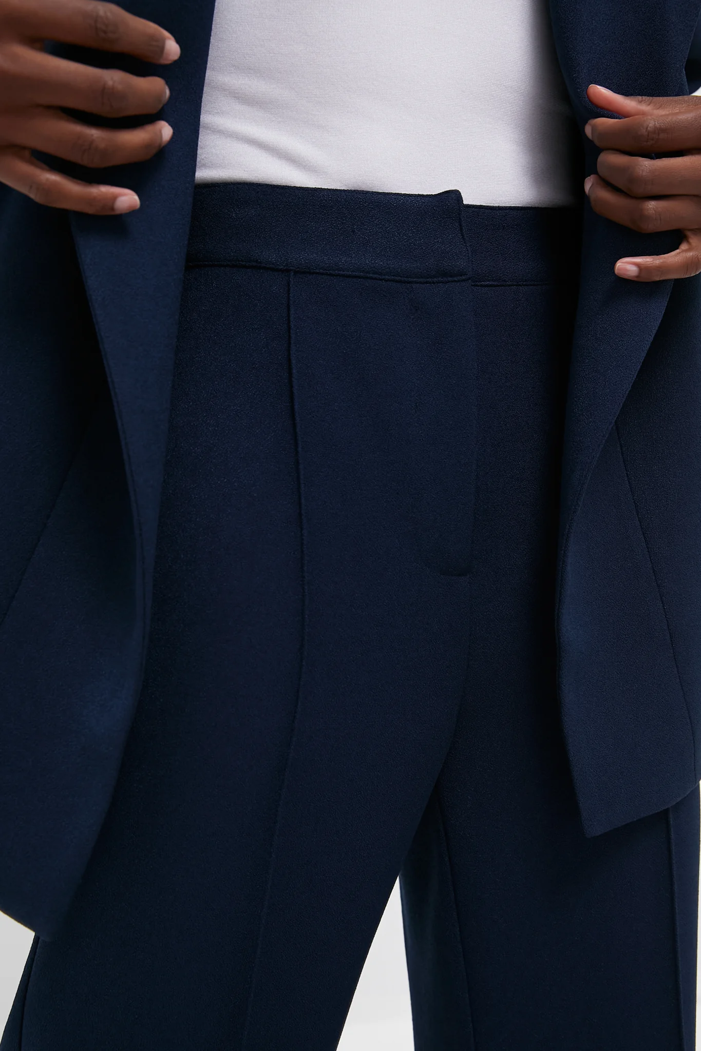 Navy Crepe Versailles Pant - Image 5